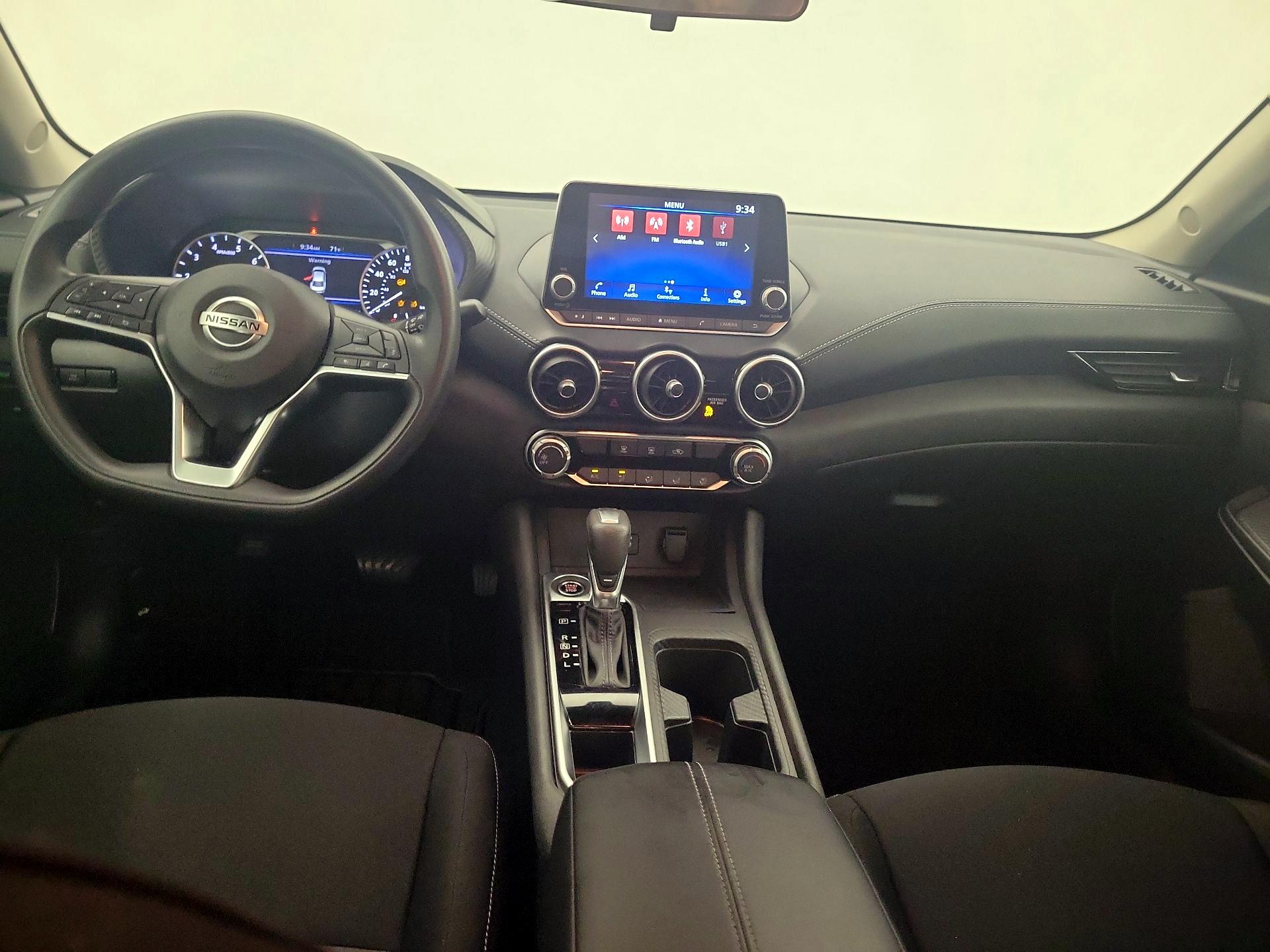 Thumbnail: 2023 Nissan Sentra - 9