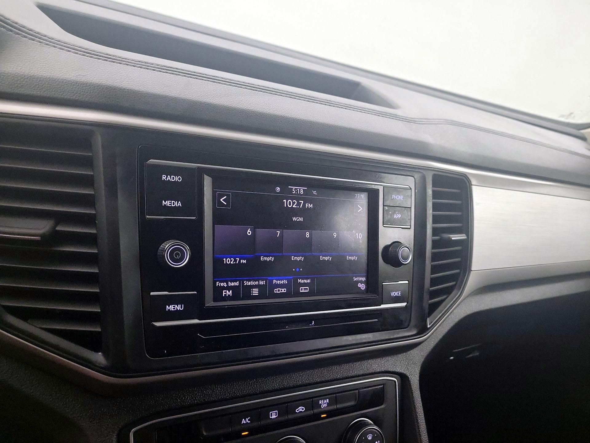 Thumbnail: 2021 Volkswagen Atlas - 15