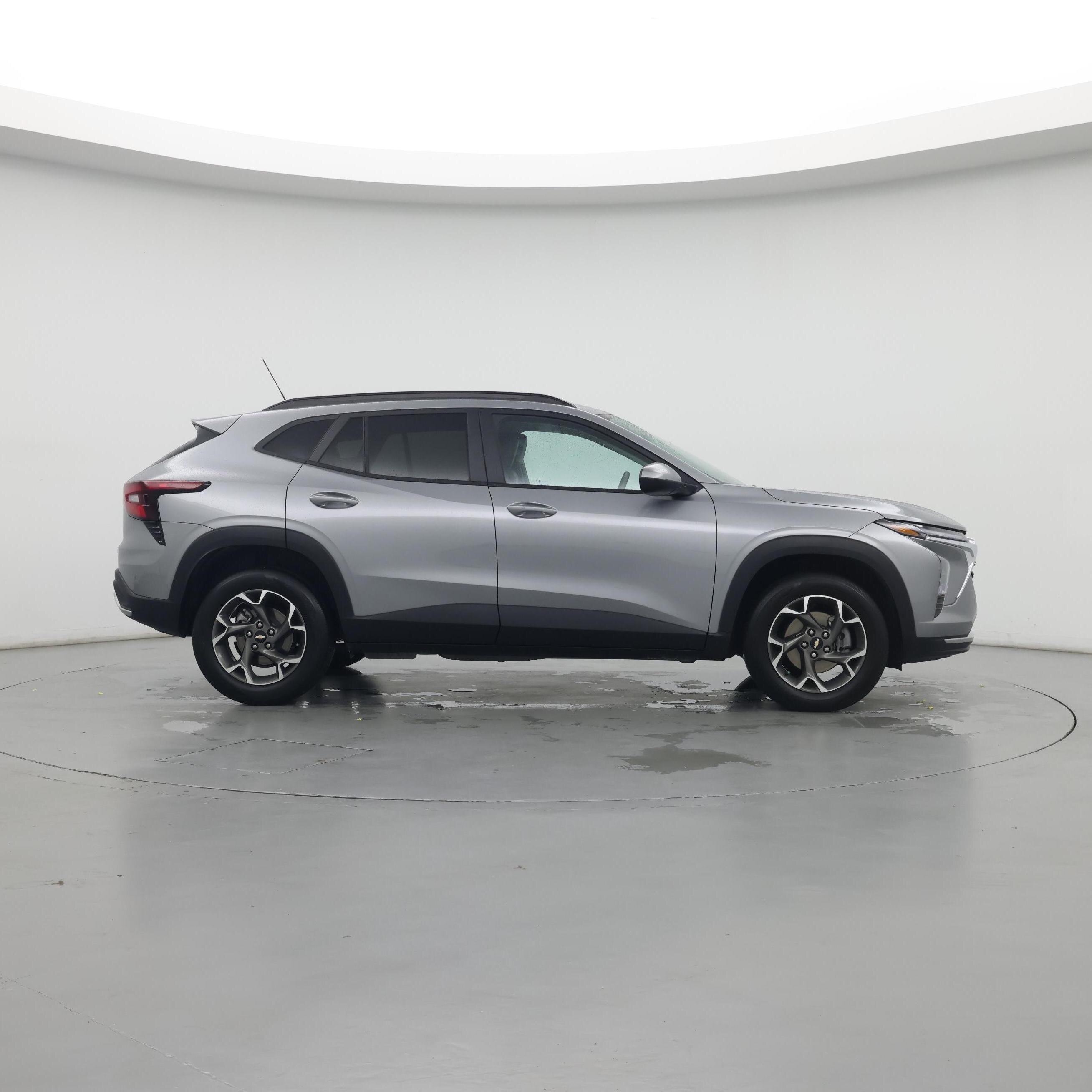 Thumbnail: 2024 Chevrolet Trax - 7