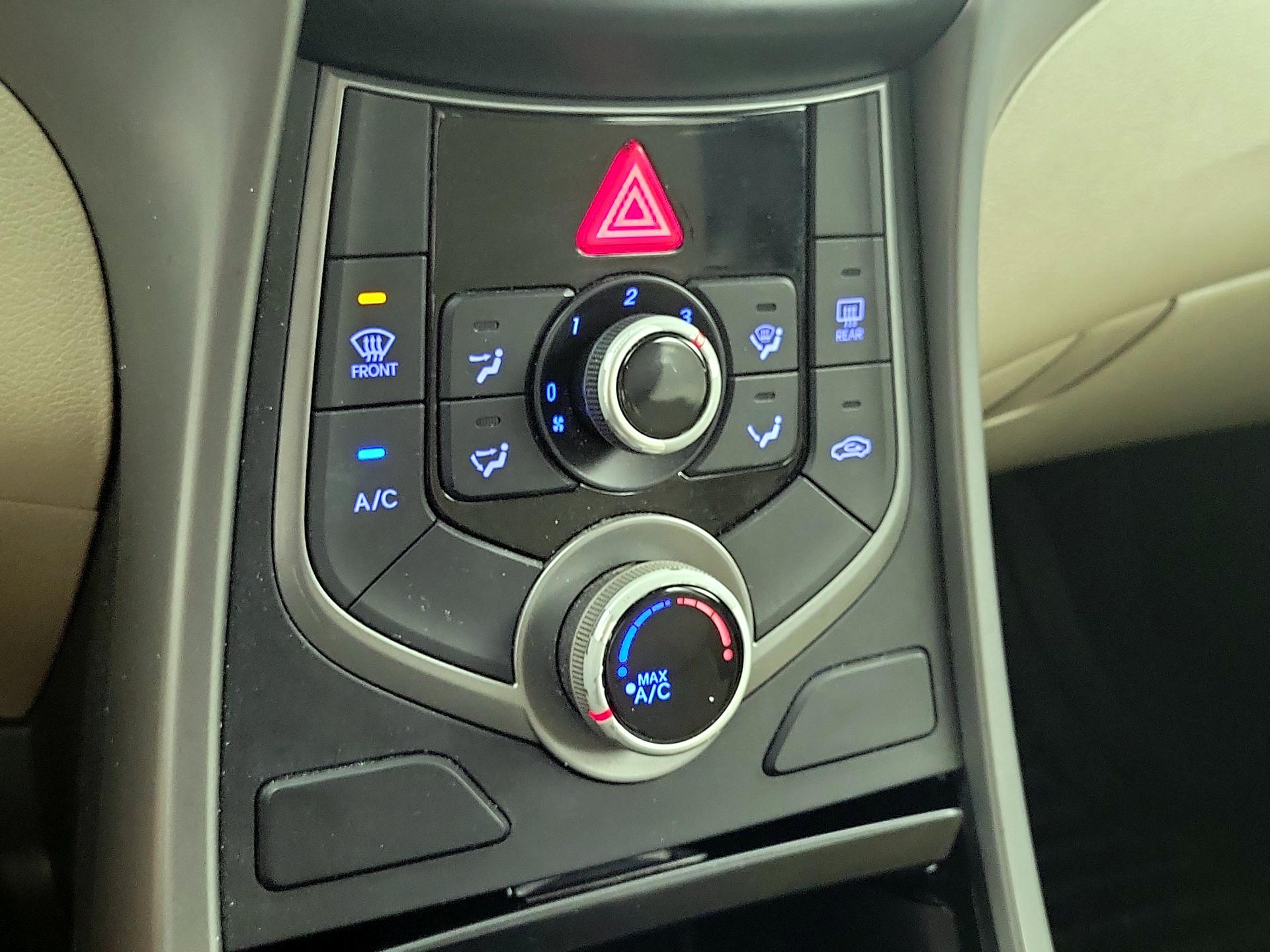 Thumbnail: 2016 Hyundai Elantra - 15