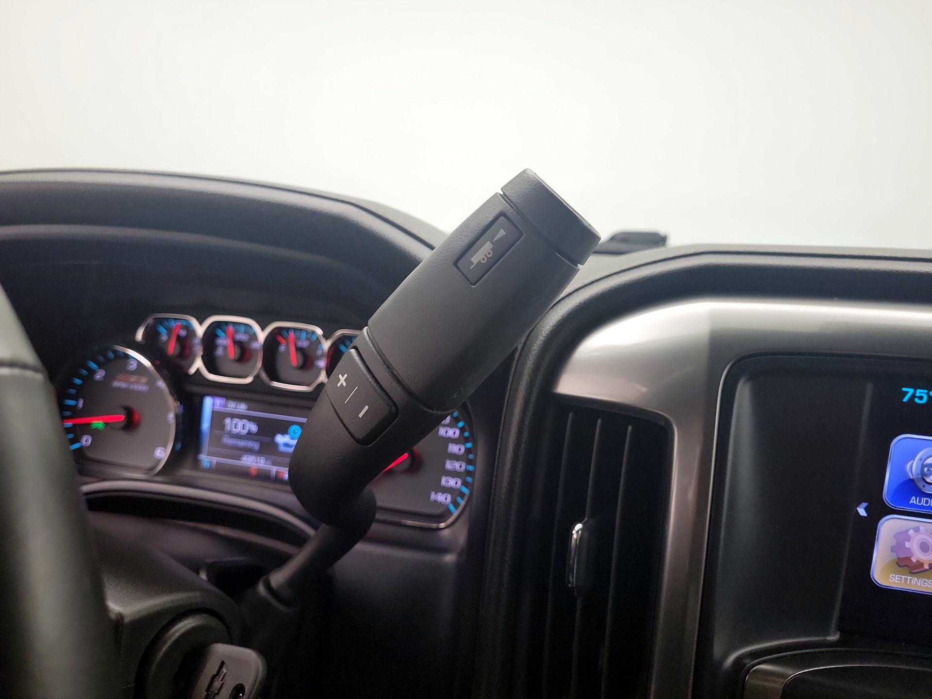 Thumbnail: 2018 Chevrolet Silverado 1500 - 17