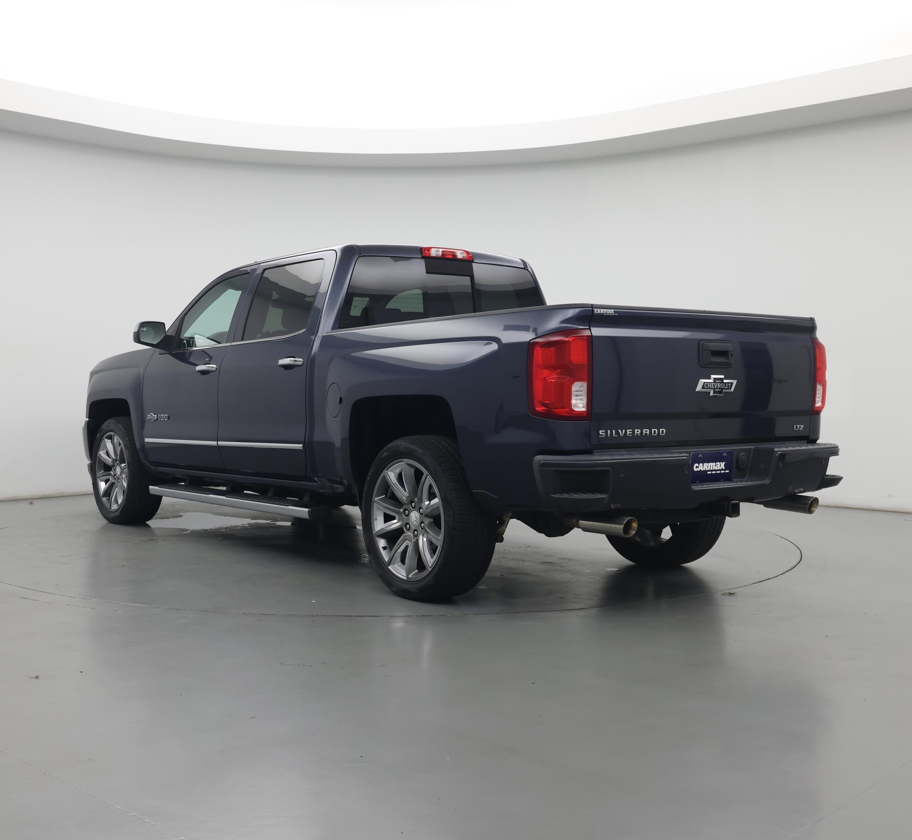 Thumbnail: 2018 Chevrolet Silverado 1500 - 2
