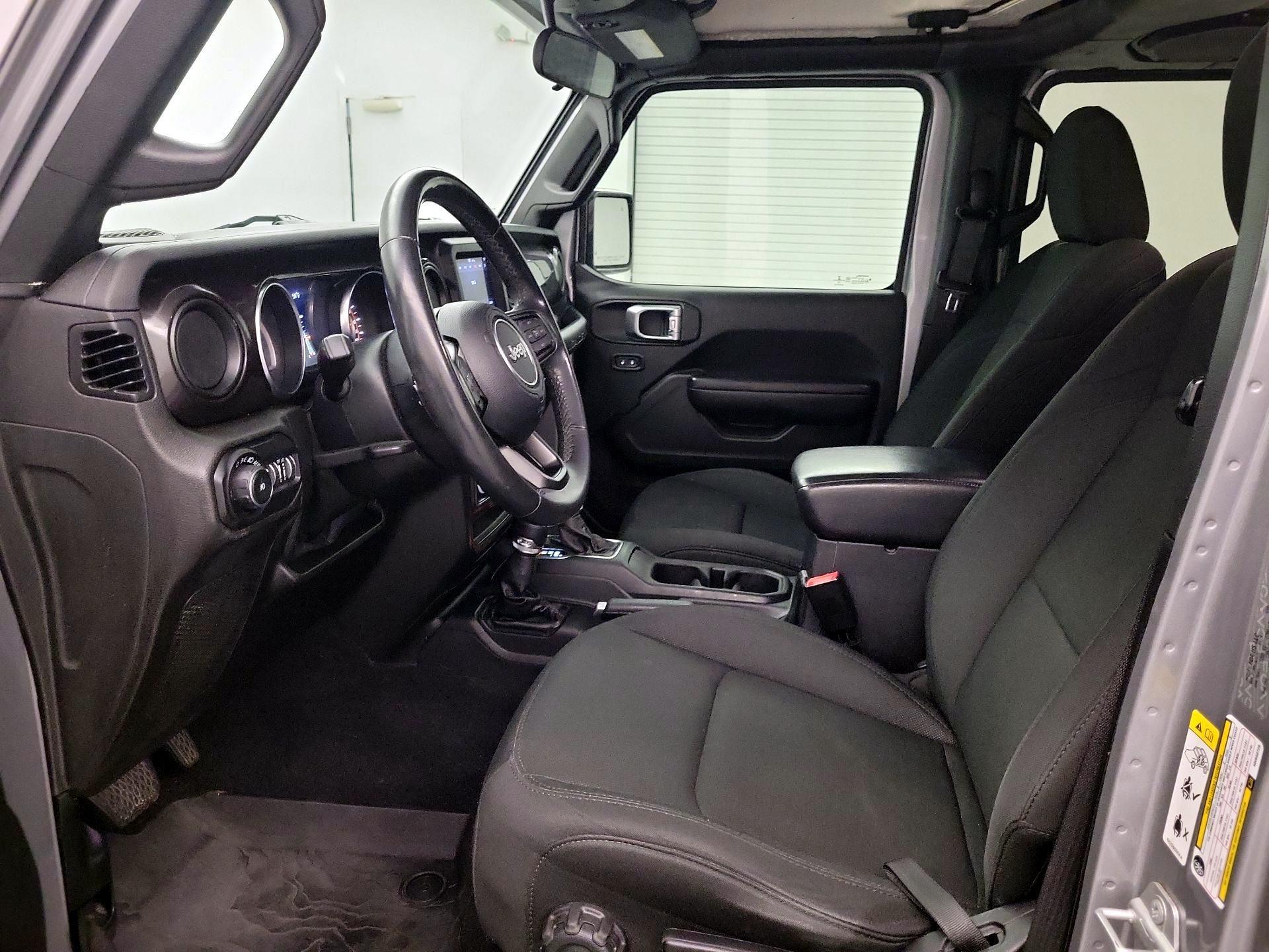 Thumbnail: 2019 Jeep Wrangler - 11