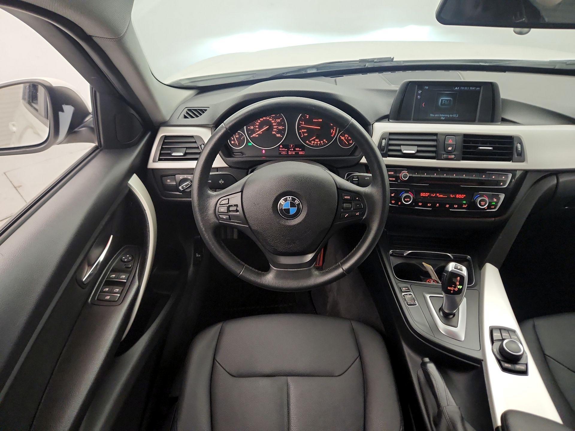 Thumbnail: 2018 BMW 3 Series - 10