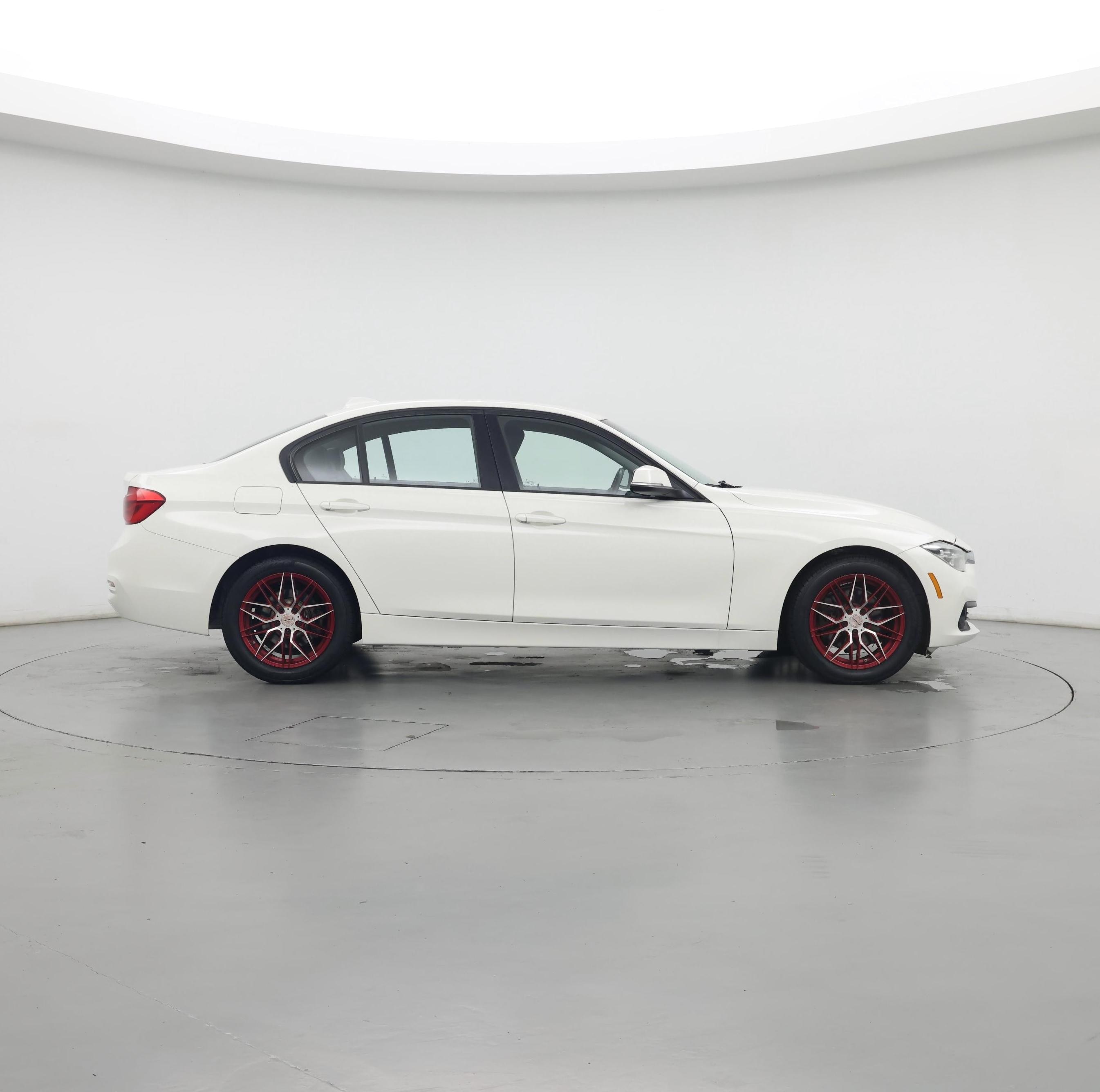 Thumbnail: 2018 BMW 3 Series - 7