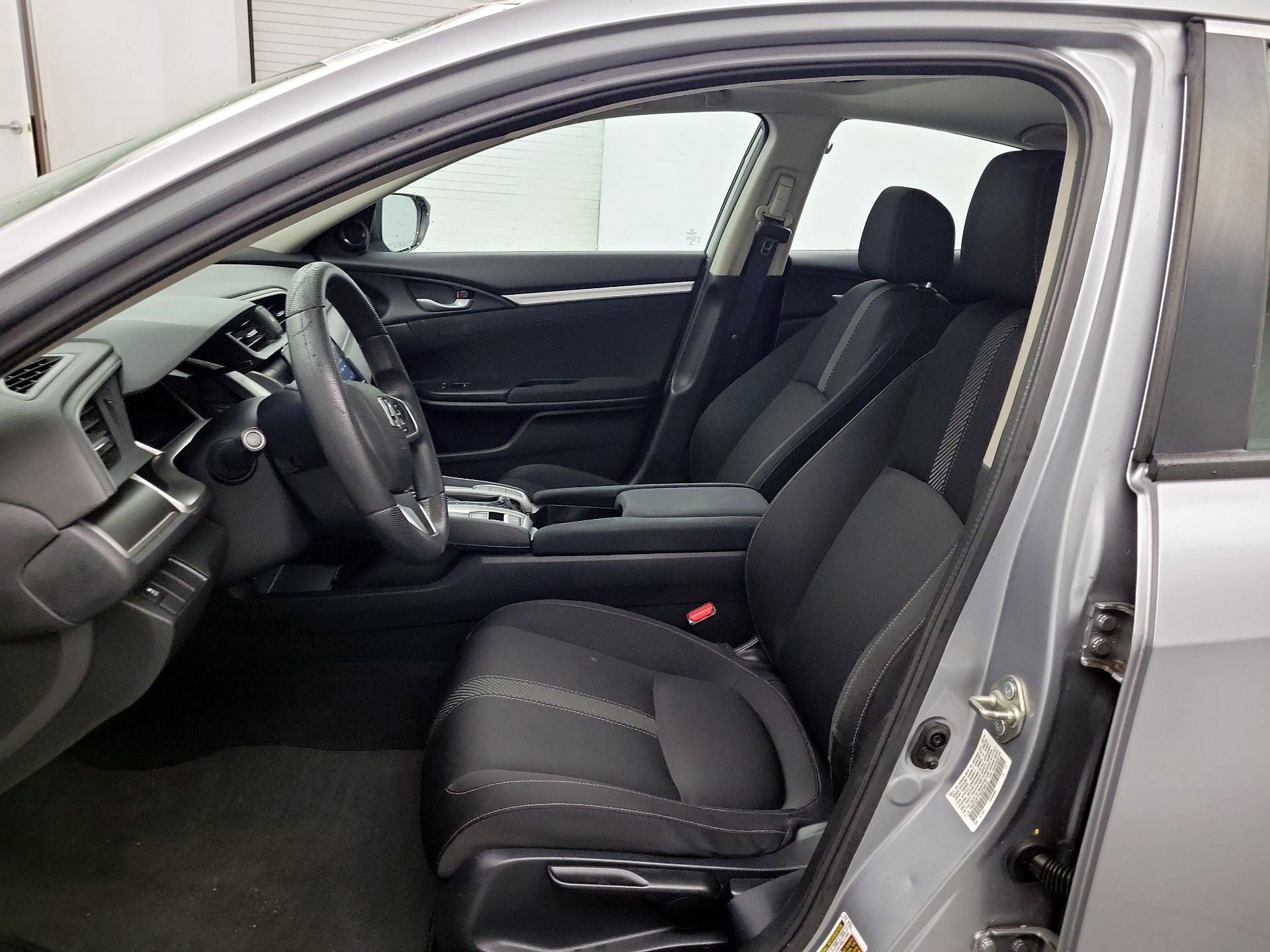 Thumbnail: 2016 Honda Civic - 9