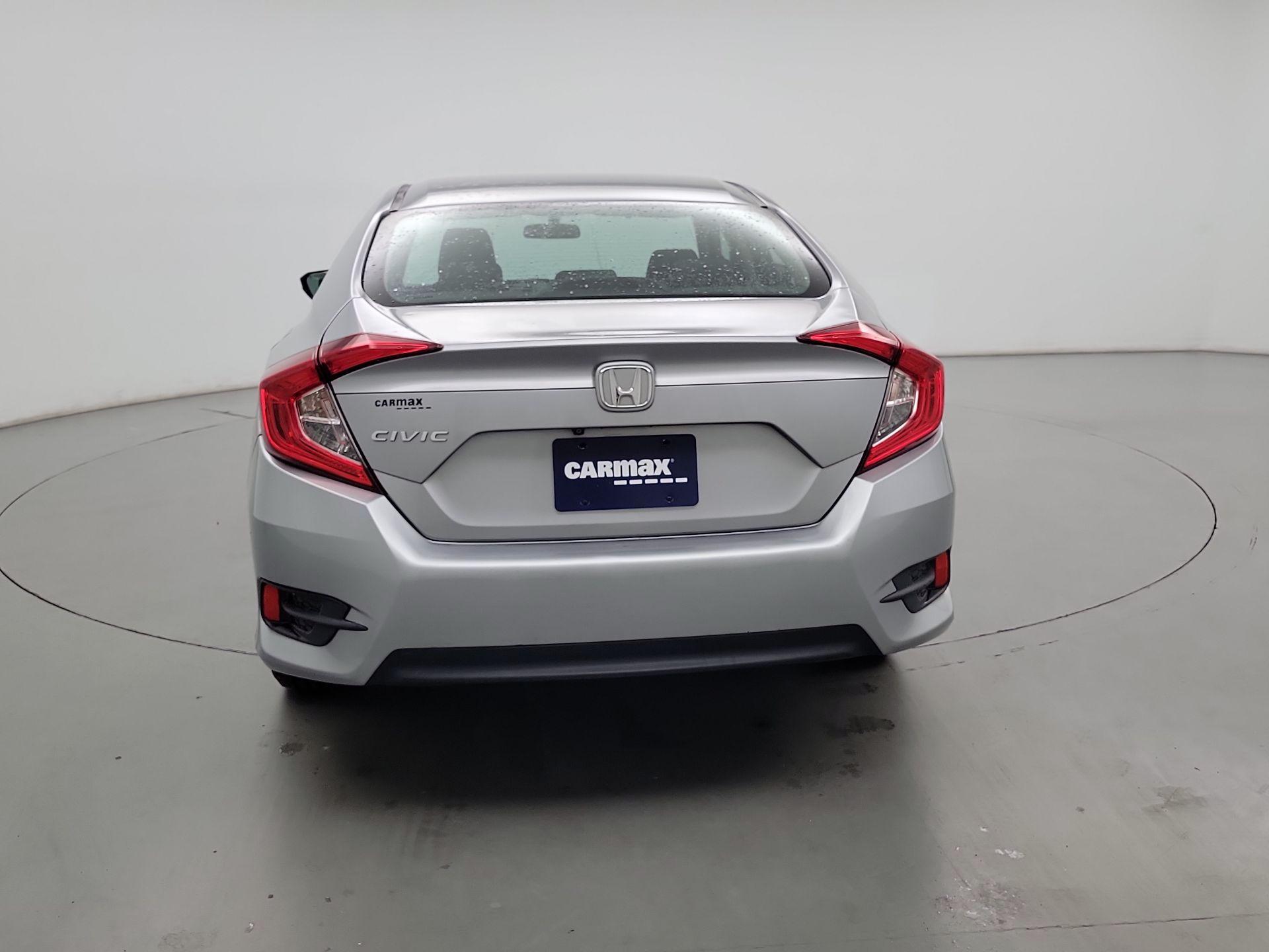 Thumbnail: 2016 Honda Civic - 6