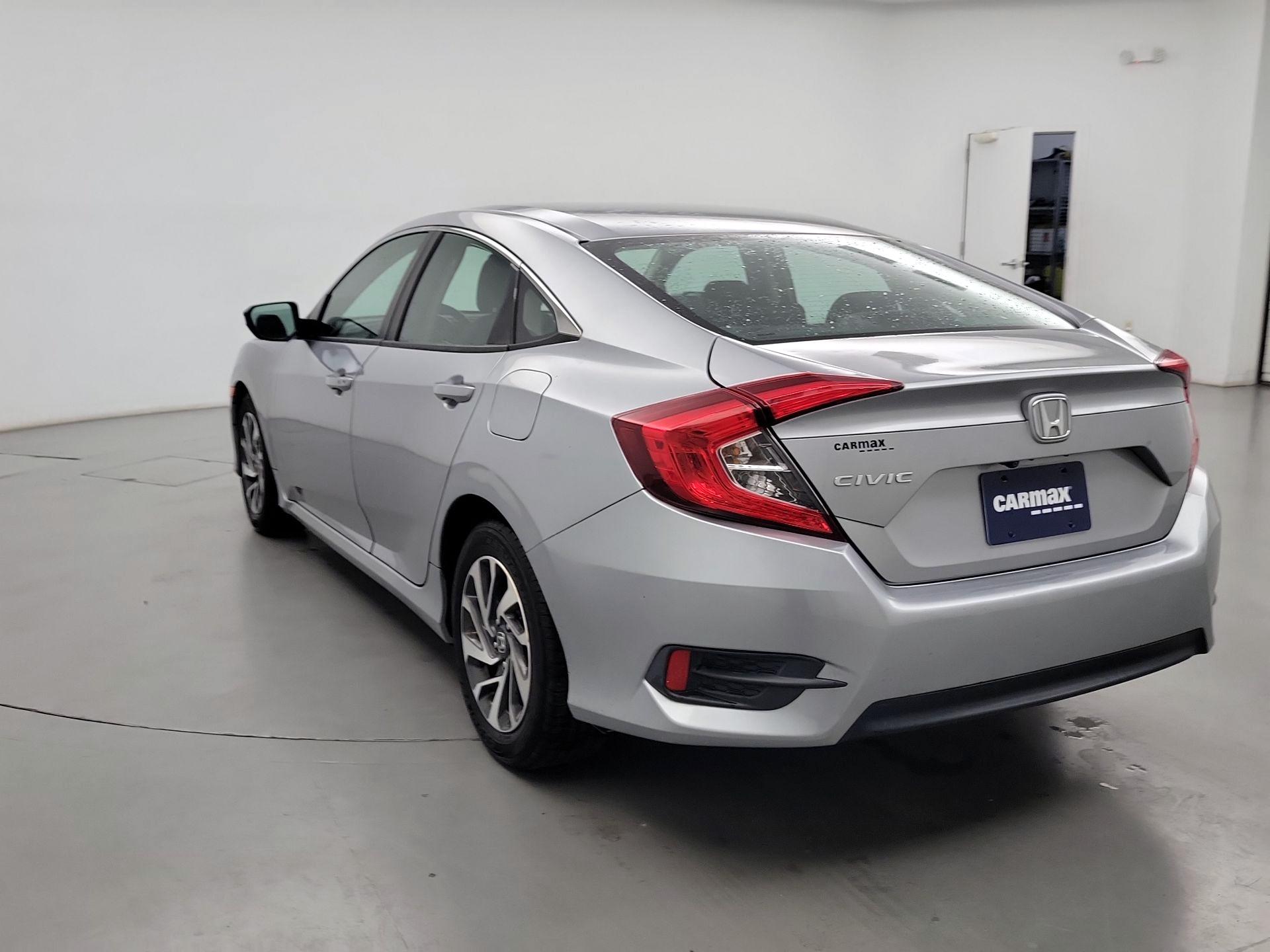 Thumbnail: 2016 Honda Civic - 7