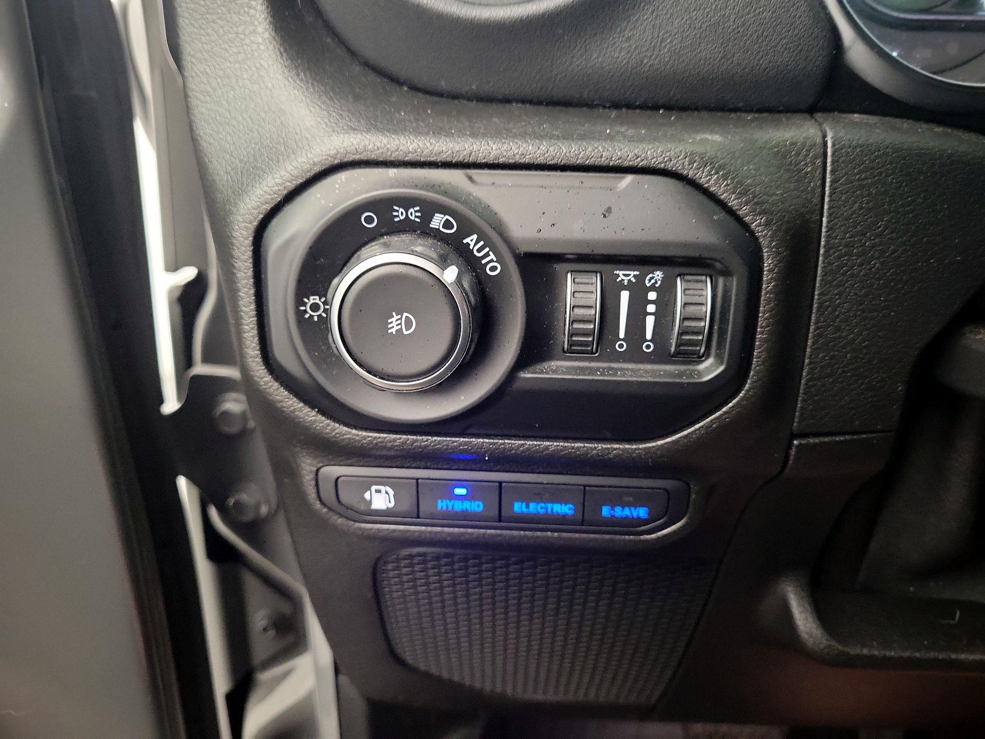 Thumbnail: 2021 Jeep Wrangler - 13