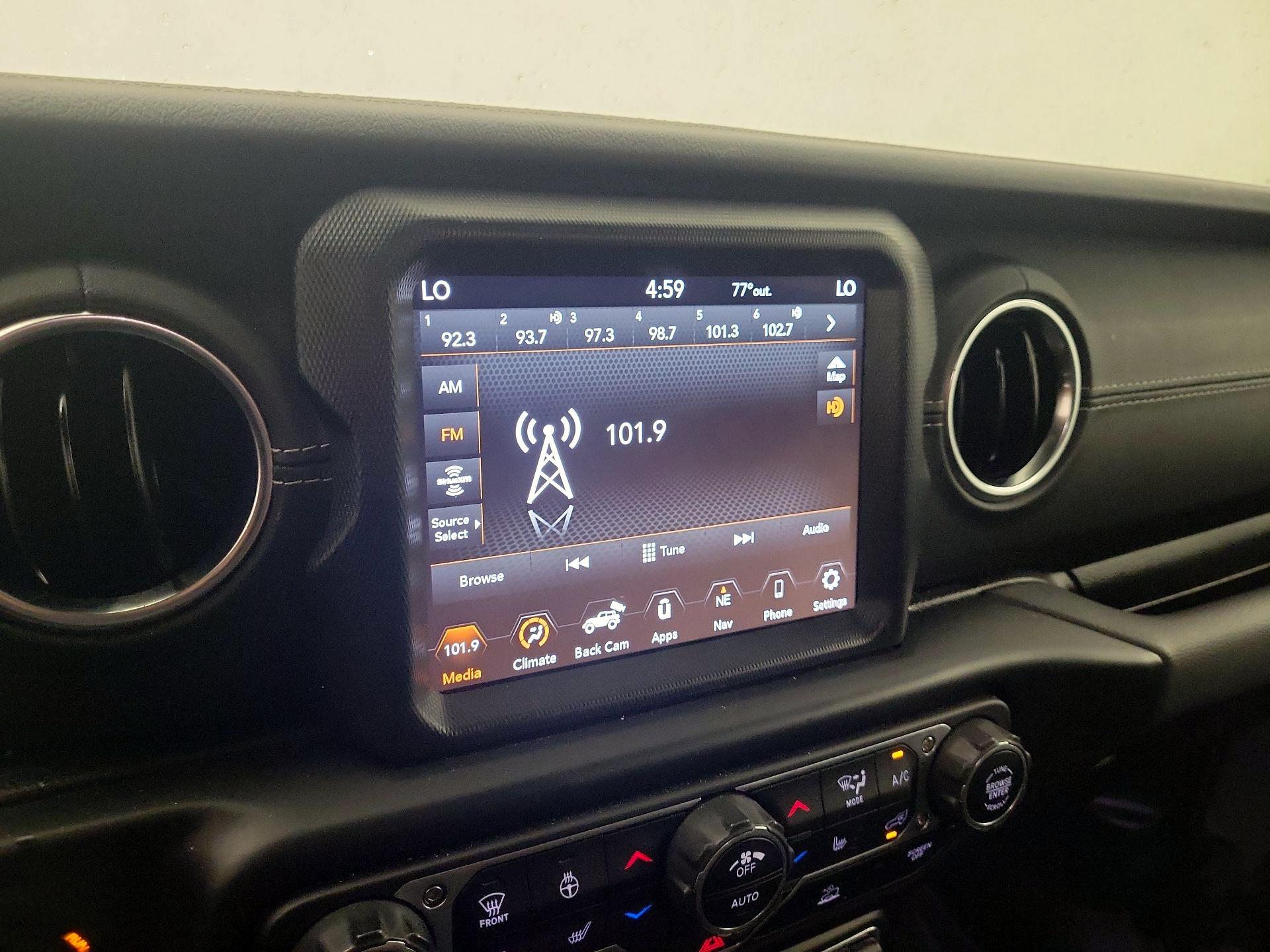 Thumbnail: 2021 Jeep Wrangler - 16