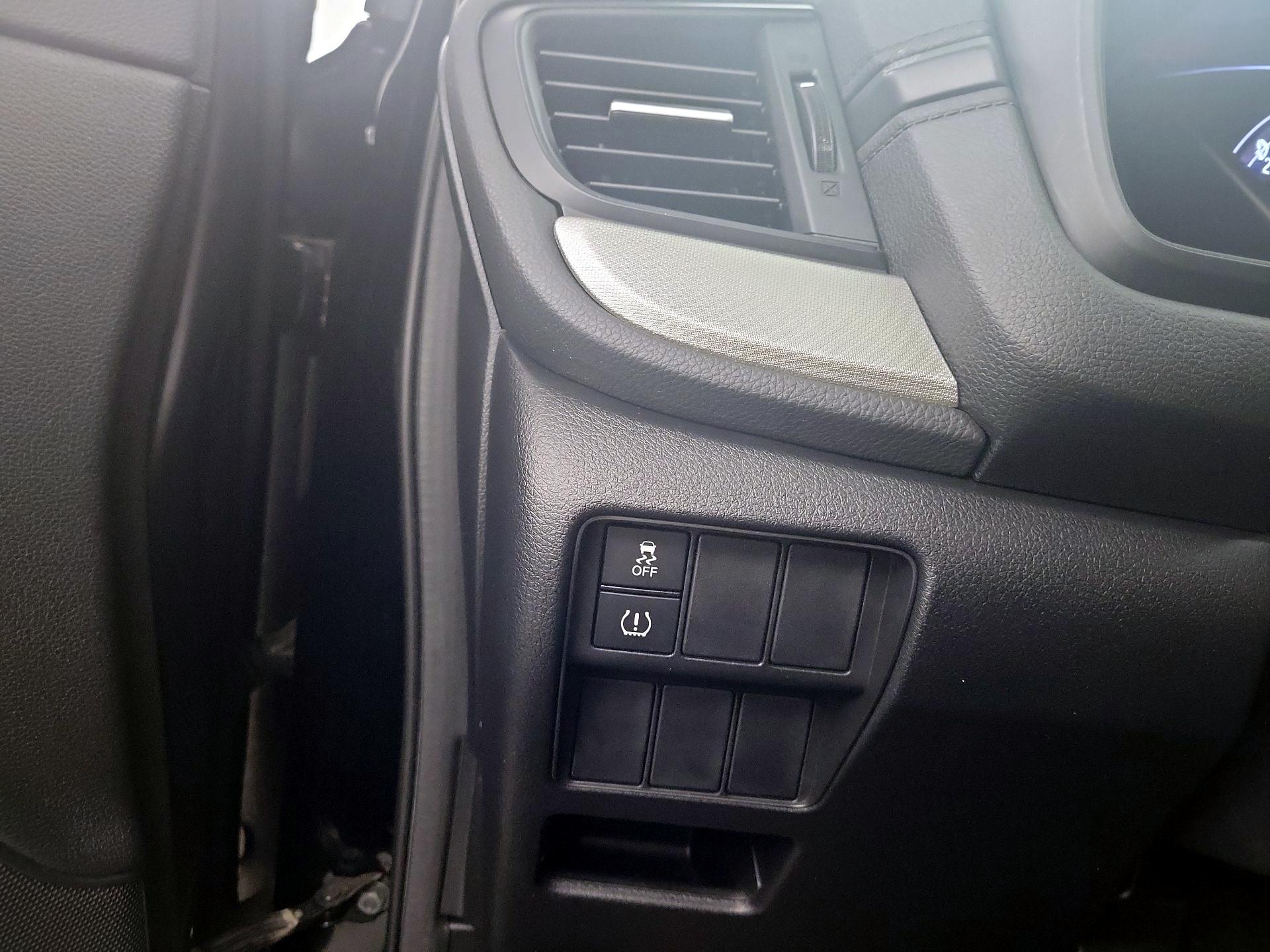 Thumbnail: 2019 Honda CR-V - 13