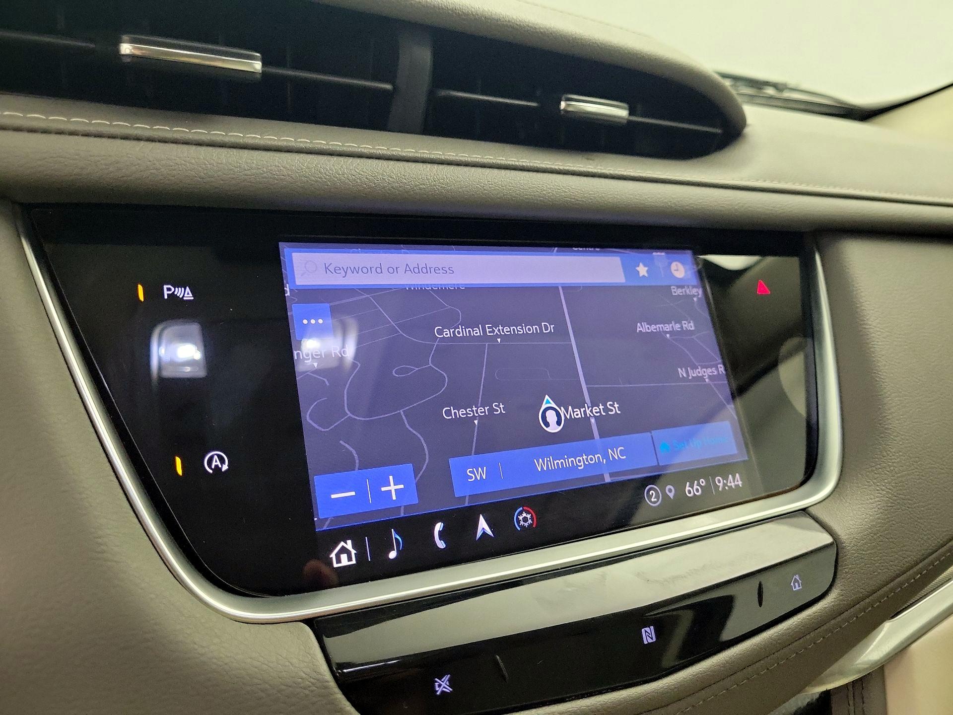 Thumbnail: 2021 Cadillac XT6 - 14