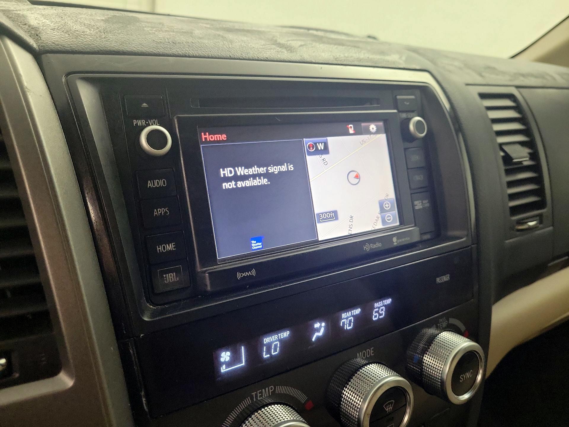 Thumbnail: 2016 Toyota Sequoia - 16