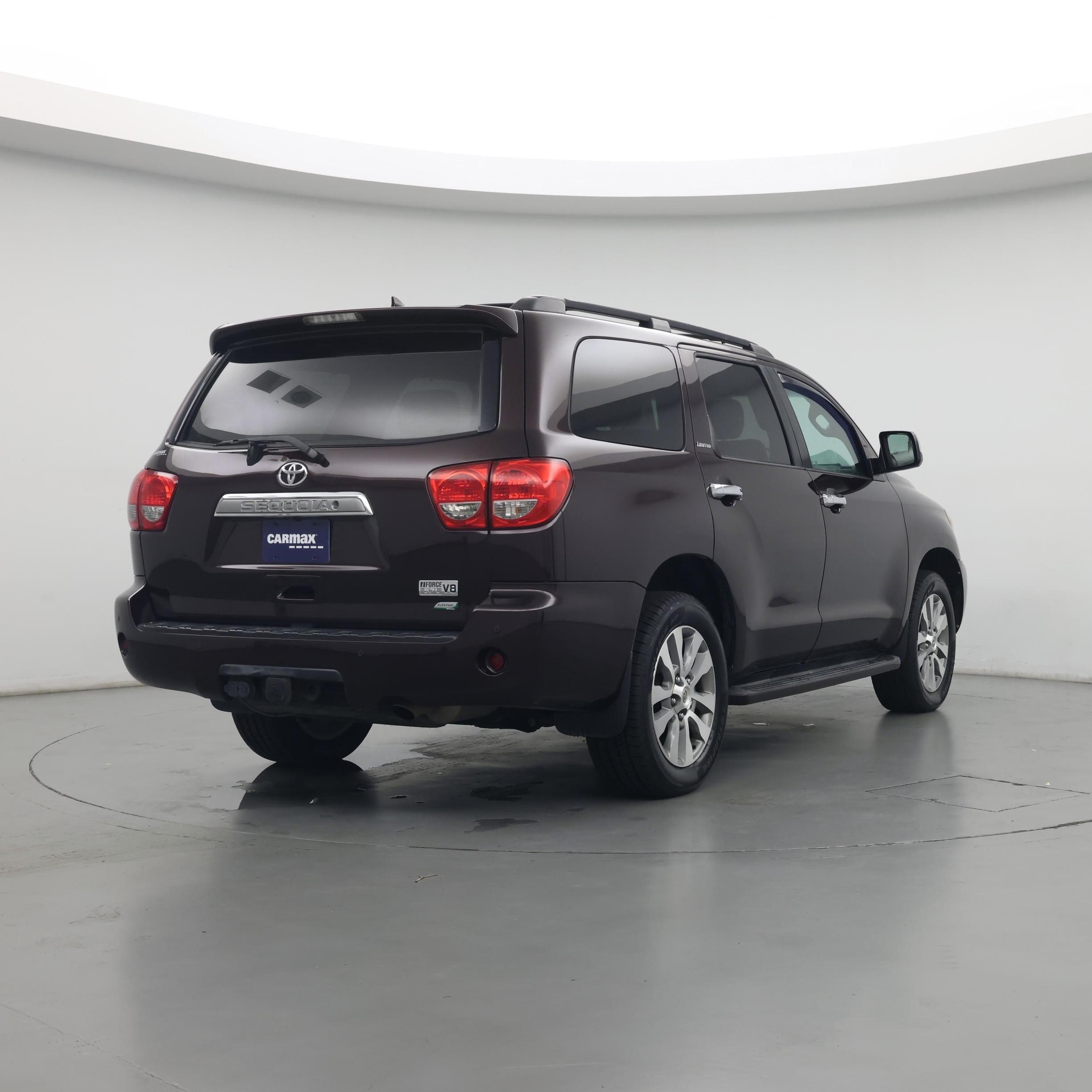 Thumbnail: 2016 Toyota Sequoia - 8