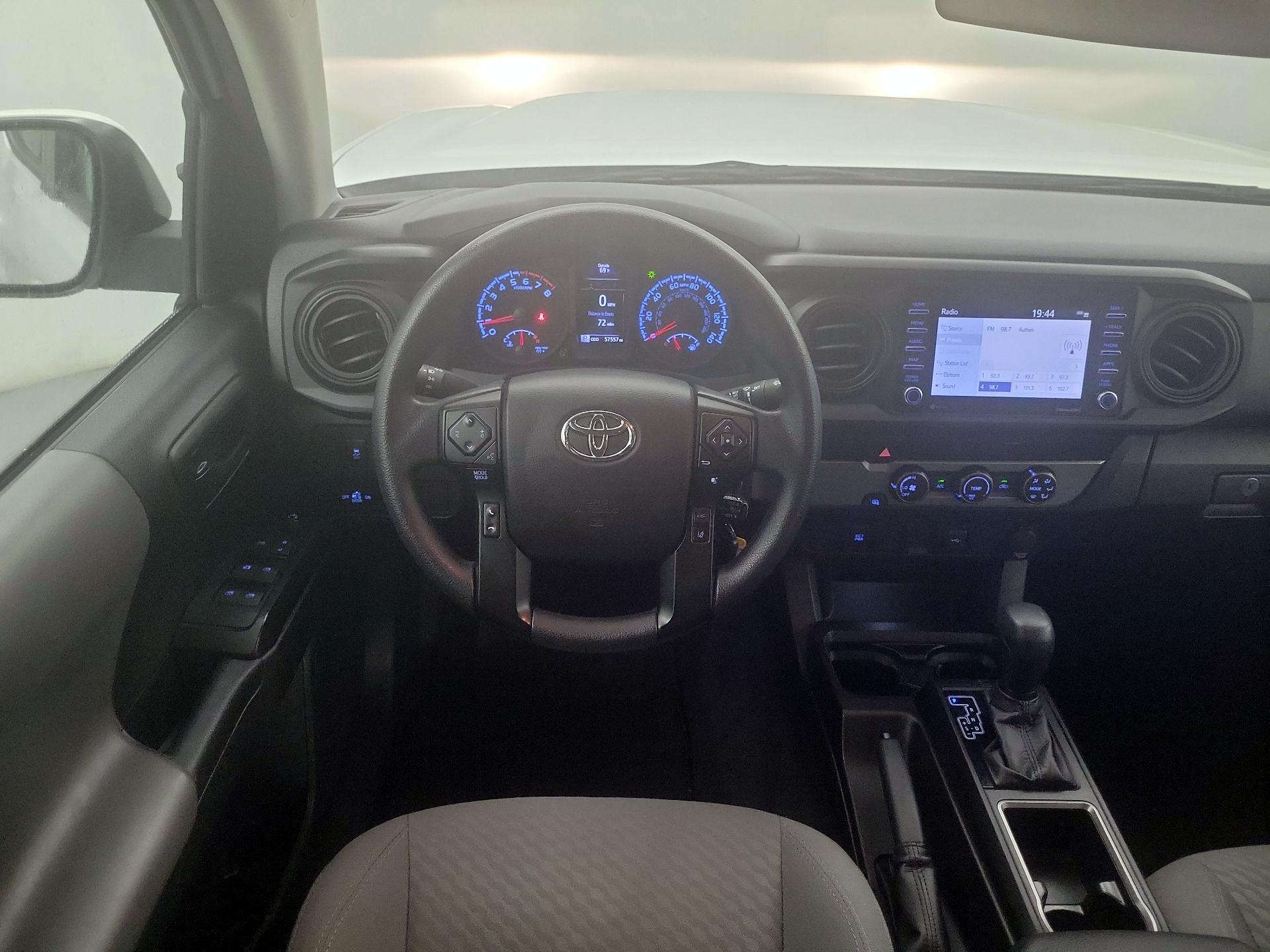 Thumbnail: 2022 Toyota Tacoma - 10
