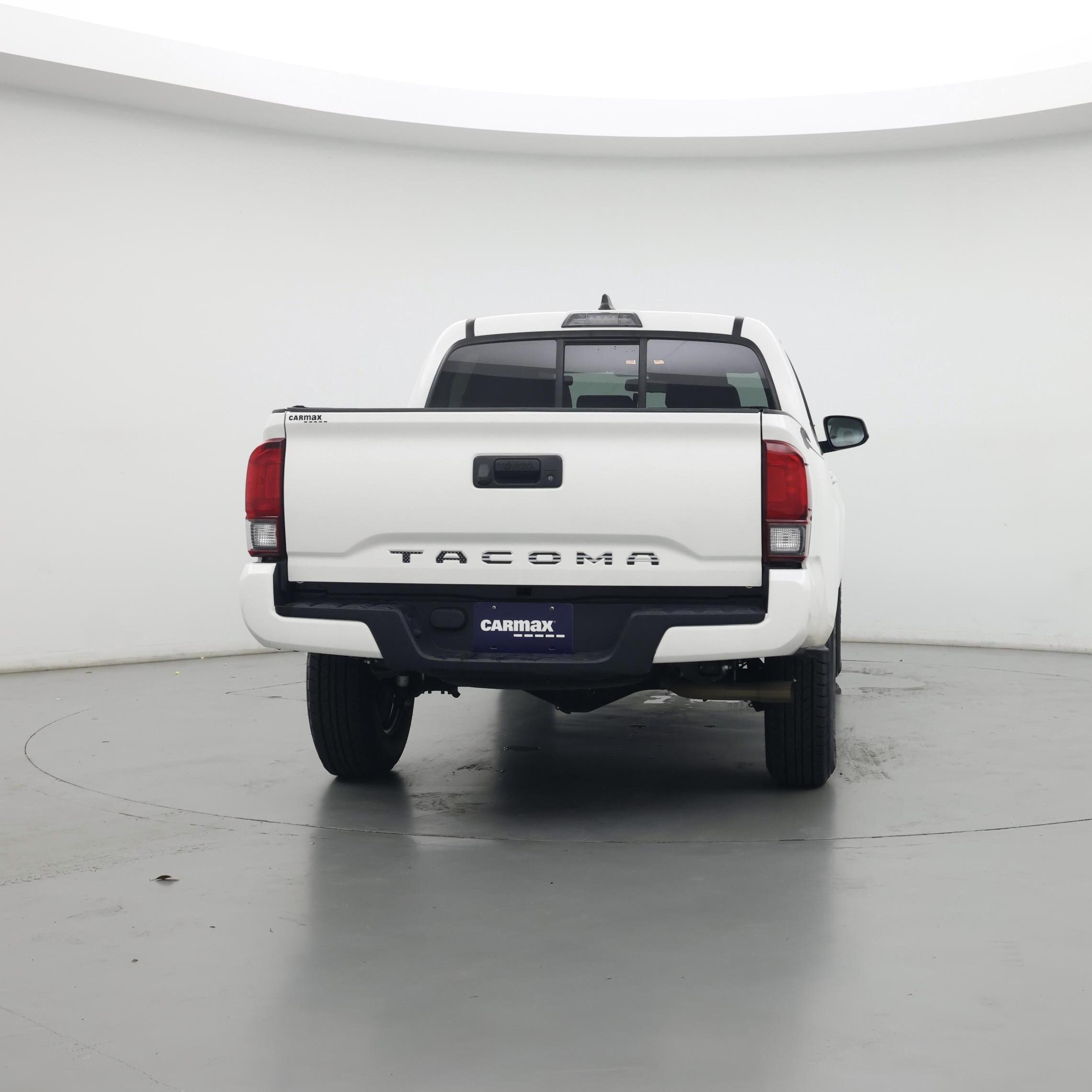 Thumbnail: 2022 Toyota Tacoma - 3