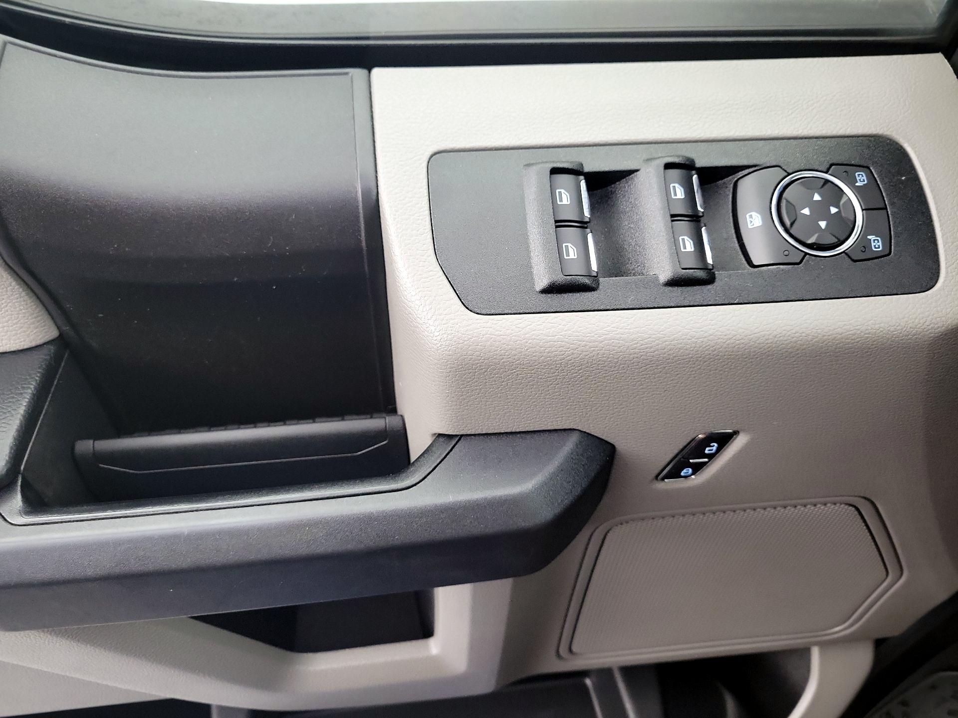 Thumbnail: 2019 Ford F-150 - 12