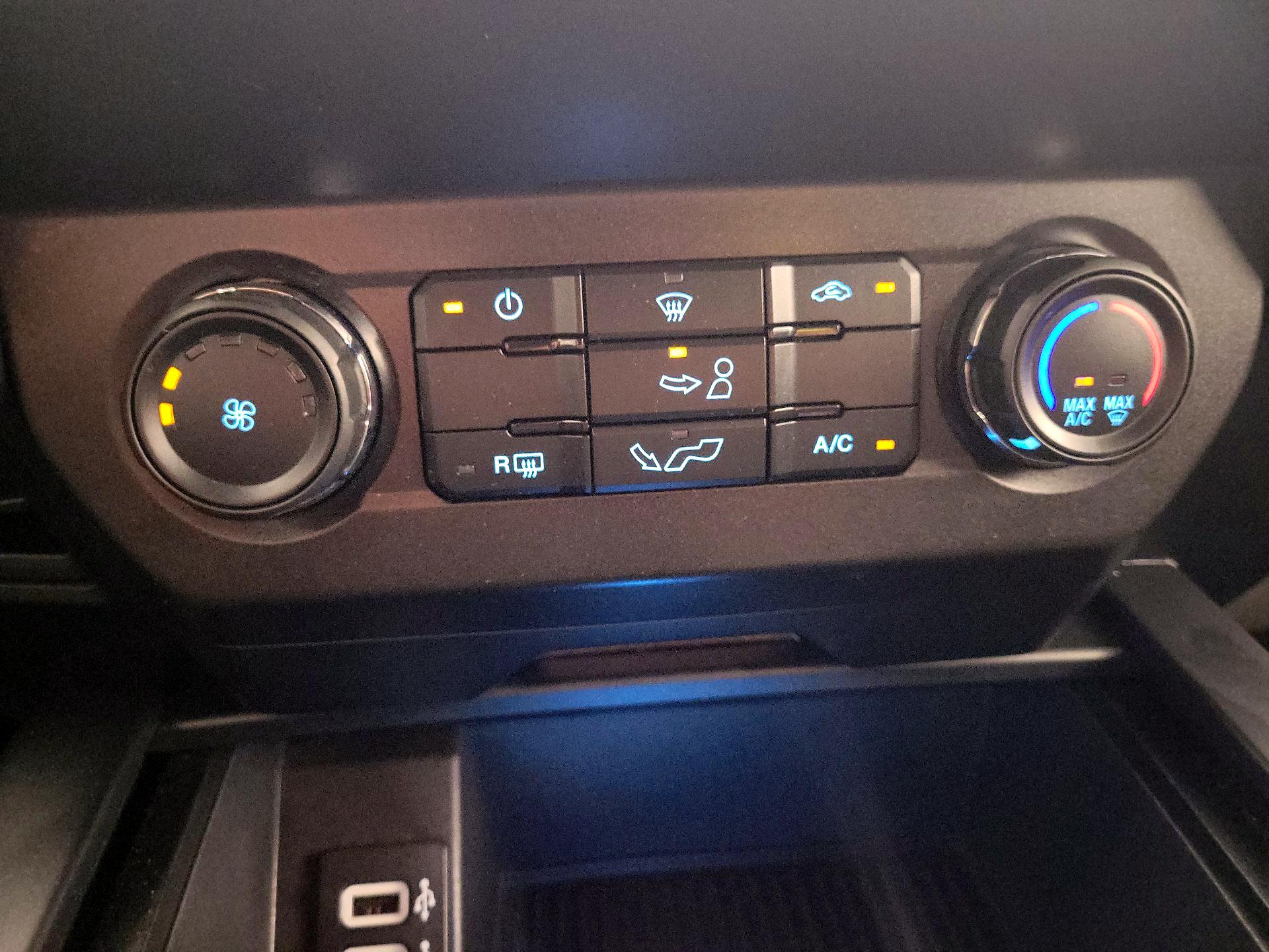 Thumbnail: 2019 Ford F-150 - 16