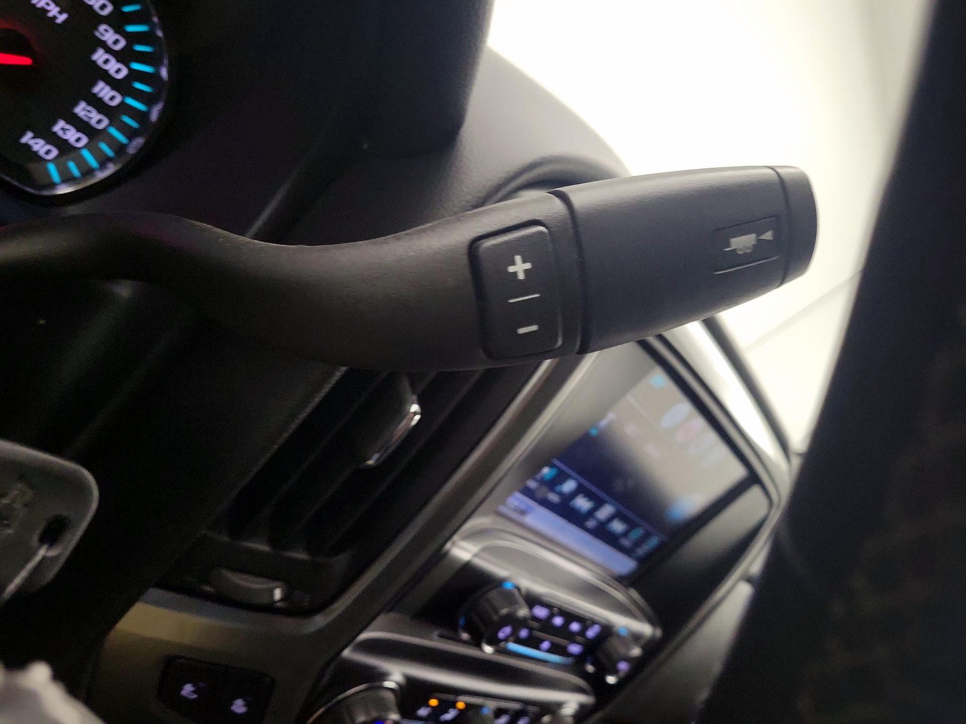 Thumbnail: 2016 Chevrolet Silverado 1500 - 17
