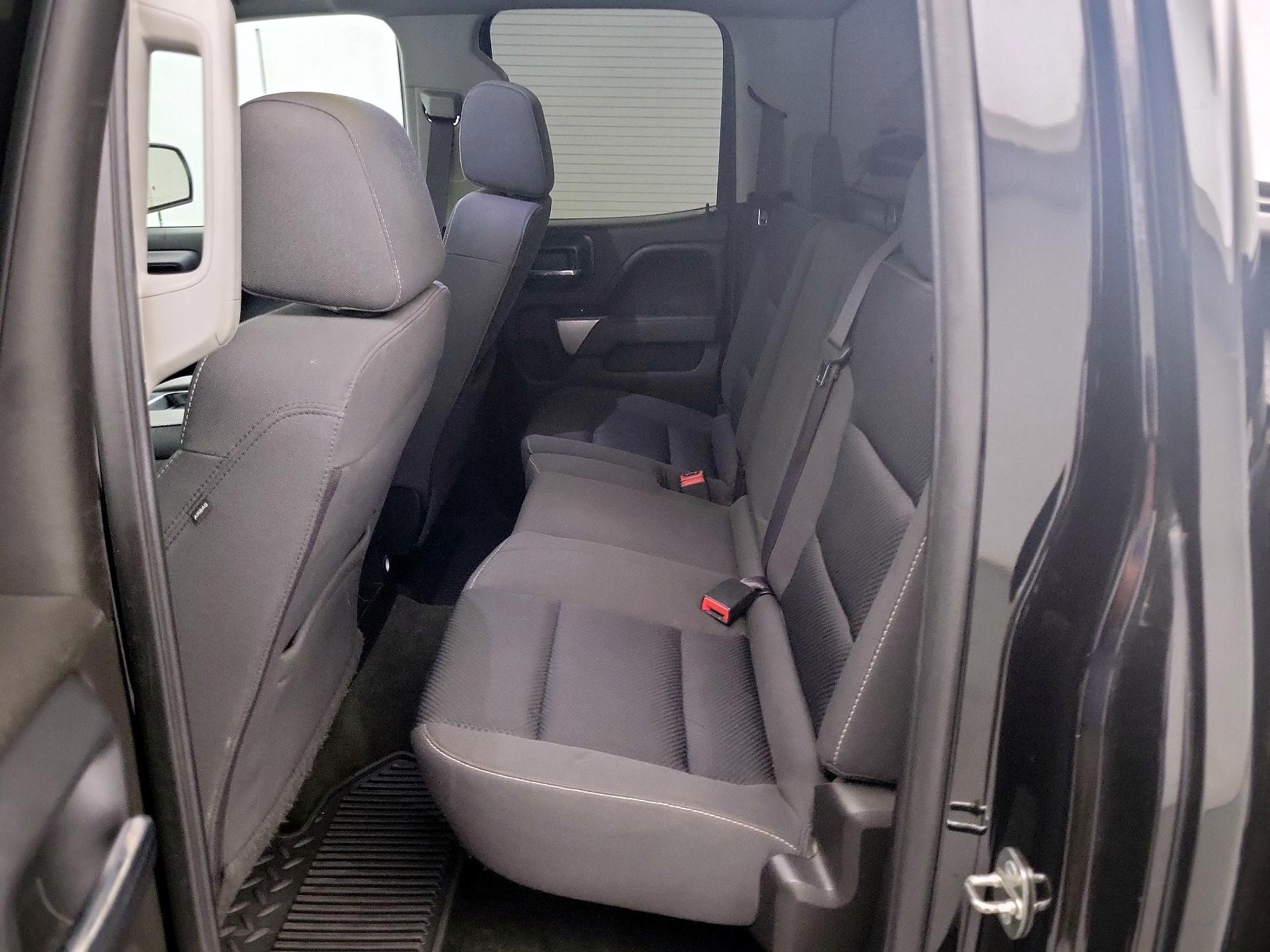 Thumbnail: 2016 Chevrolet Silverado 1500 - 19
