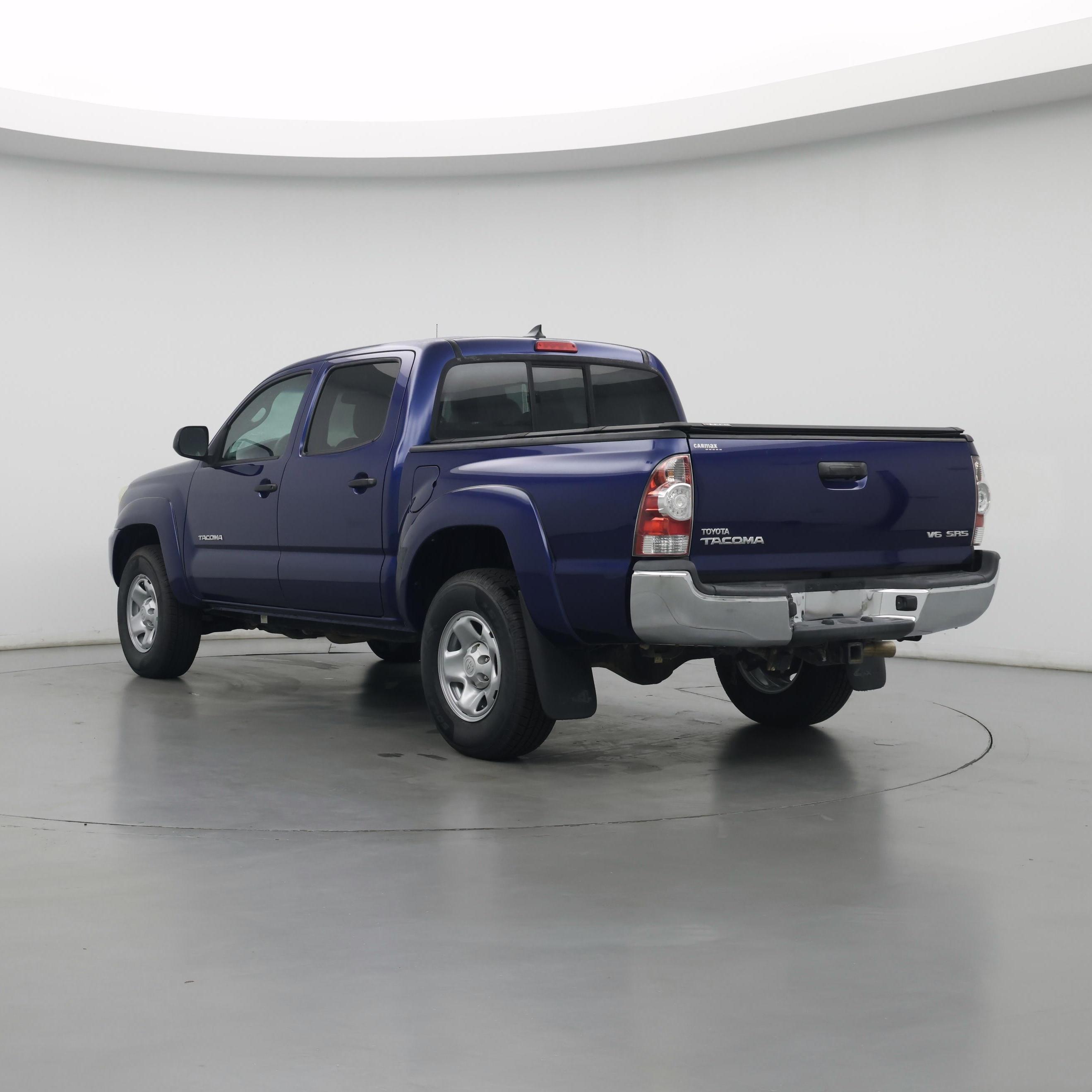 Thumbnail: 2015 Toyota Tacoma - 2