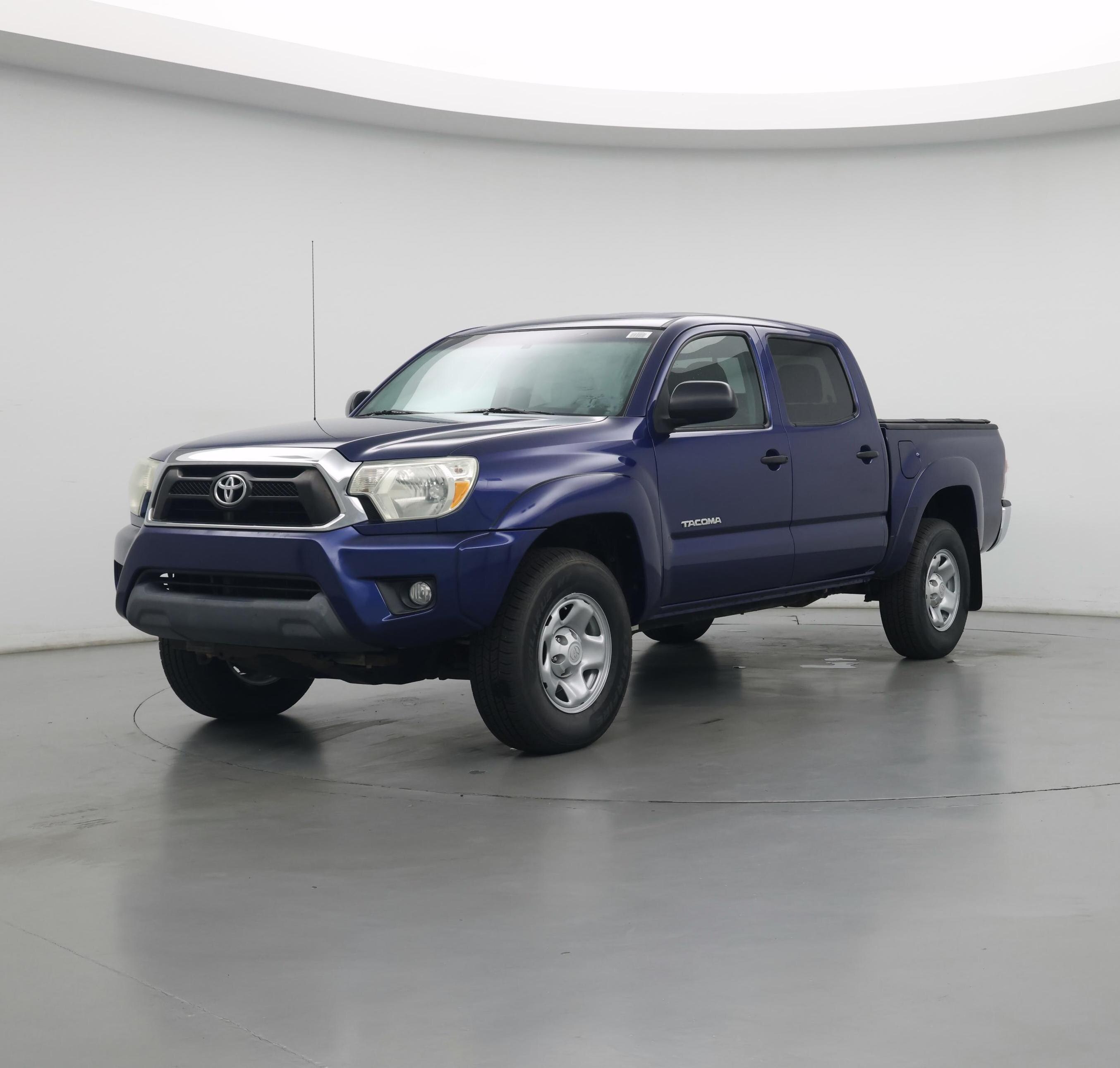 Thumbnail: 2015 Toyota Tacoma - 4