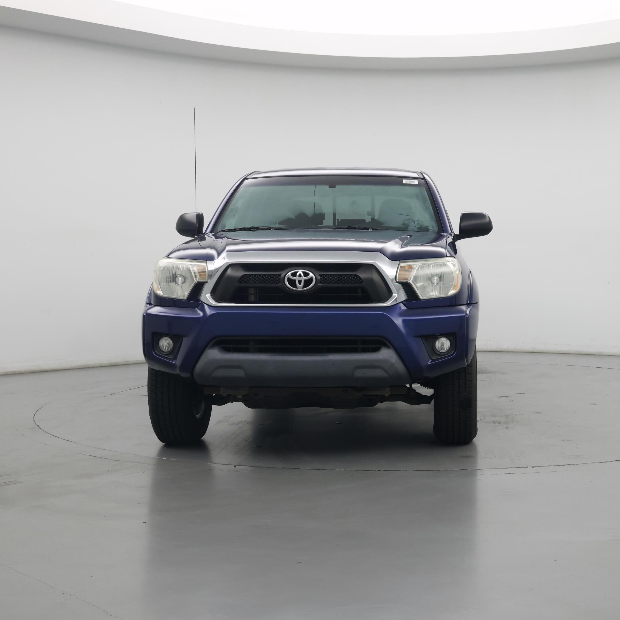 Thumbnail: 2015 Toyota Tacoma - 5