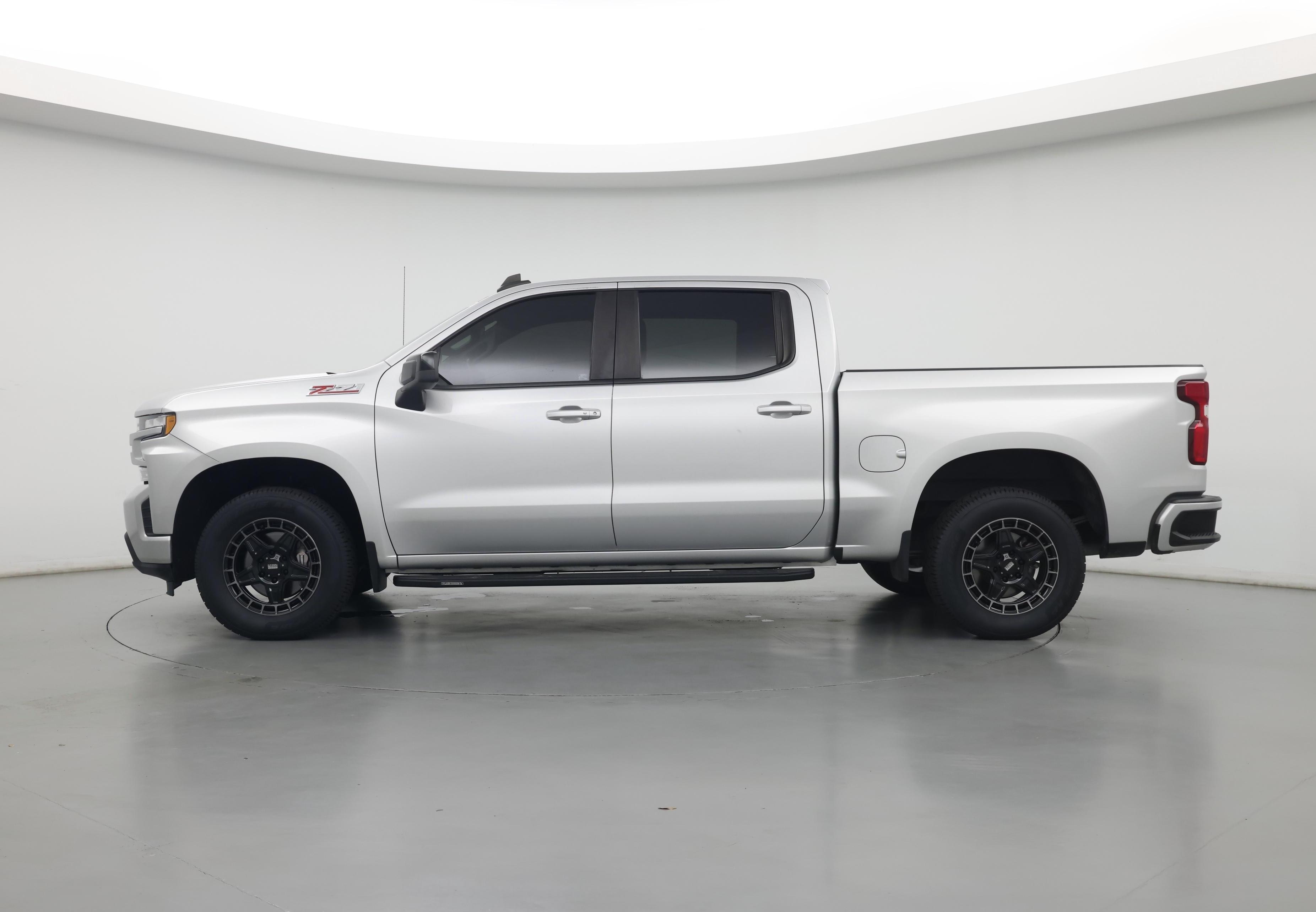 Thumbnail: 2020 Chevrolet Silverado 1500 - 3
