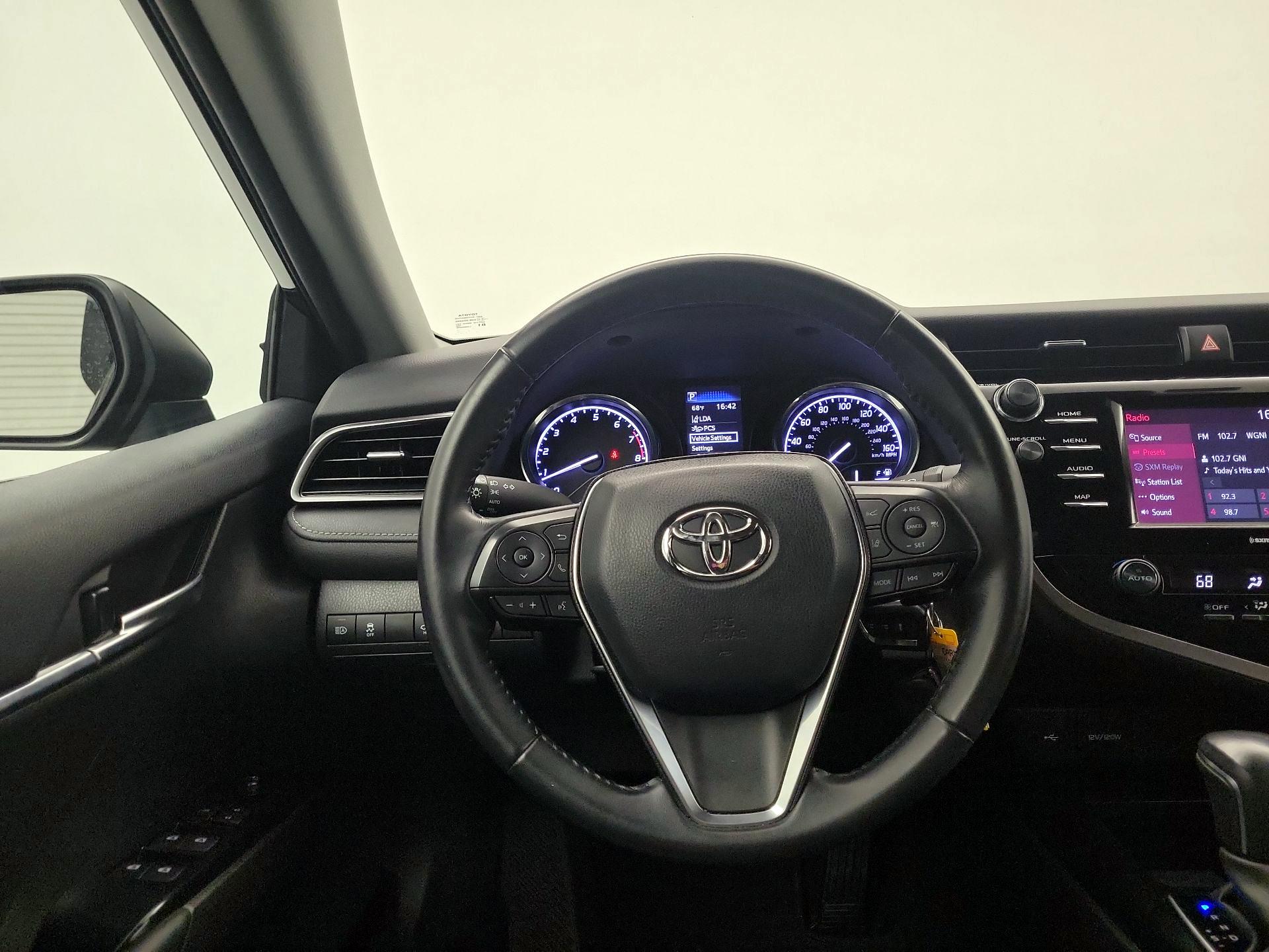 Thumbnail: 2020 Toyota Camry - 10
