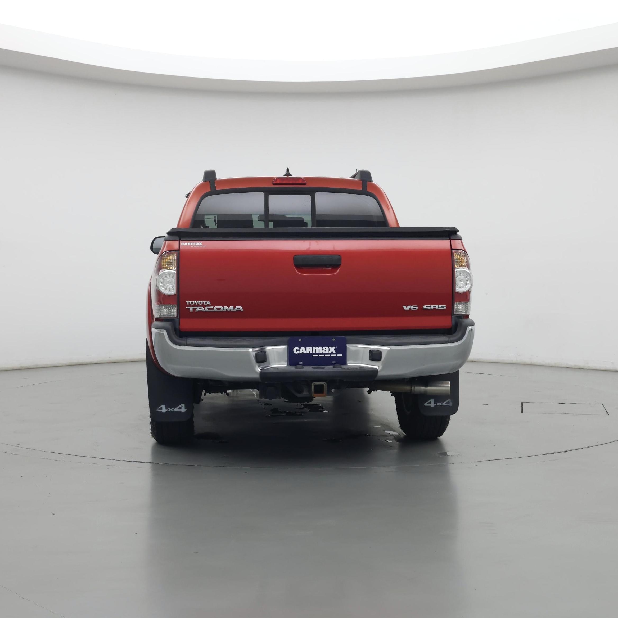 Thumbnail: 2015 Toyota Tacoma - 6