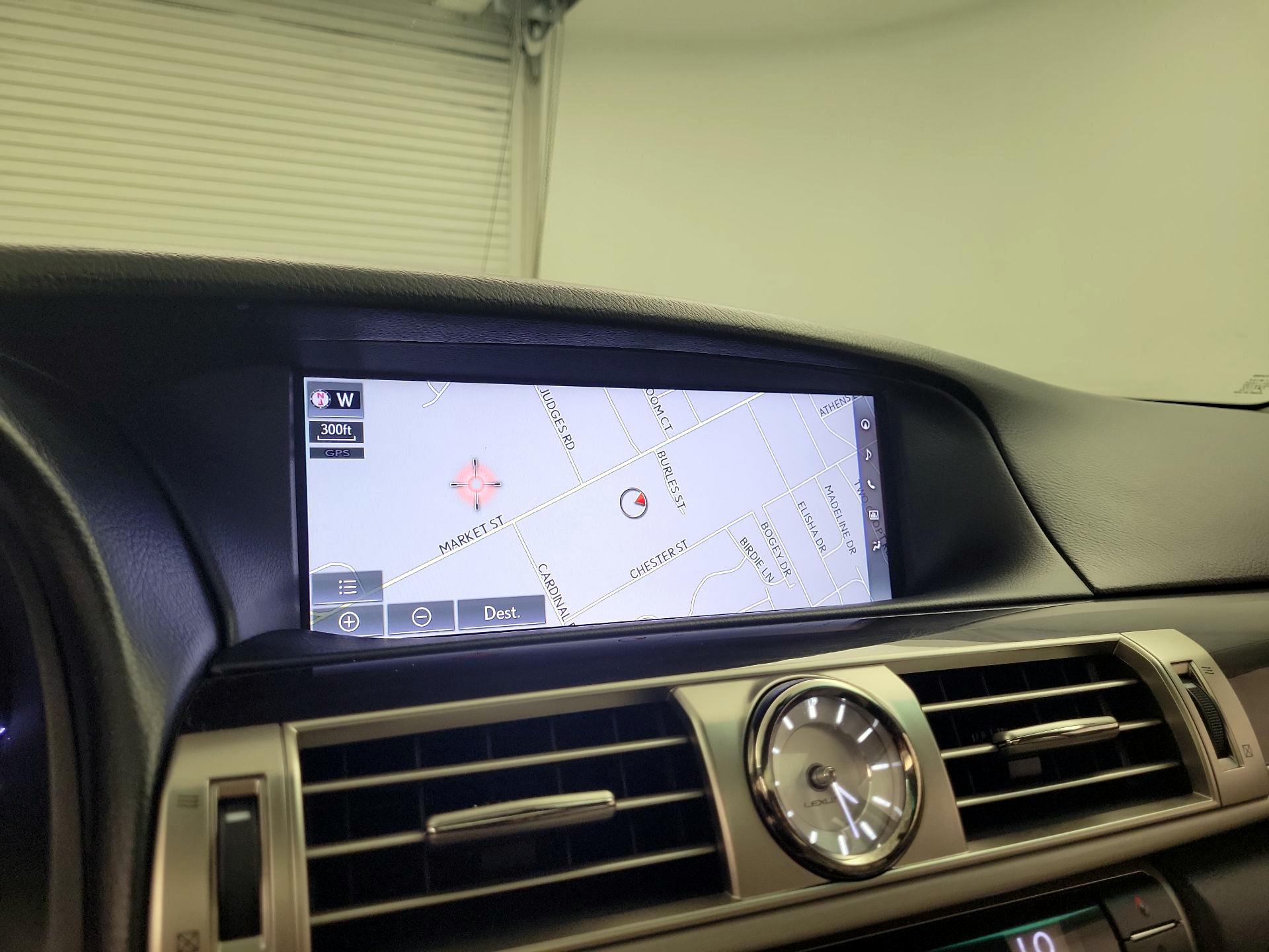 Thumbnail: 2016 Lexus LS - 14