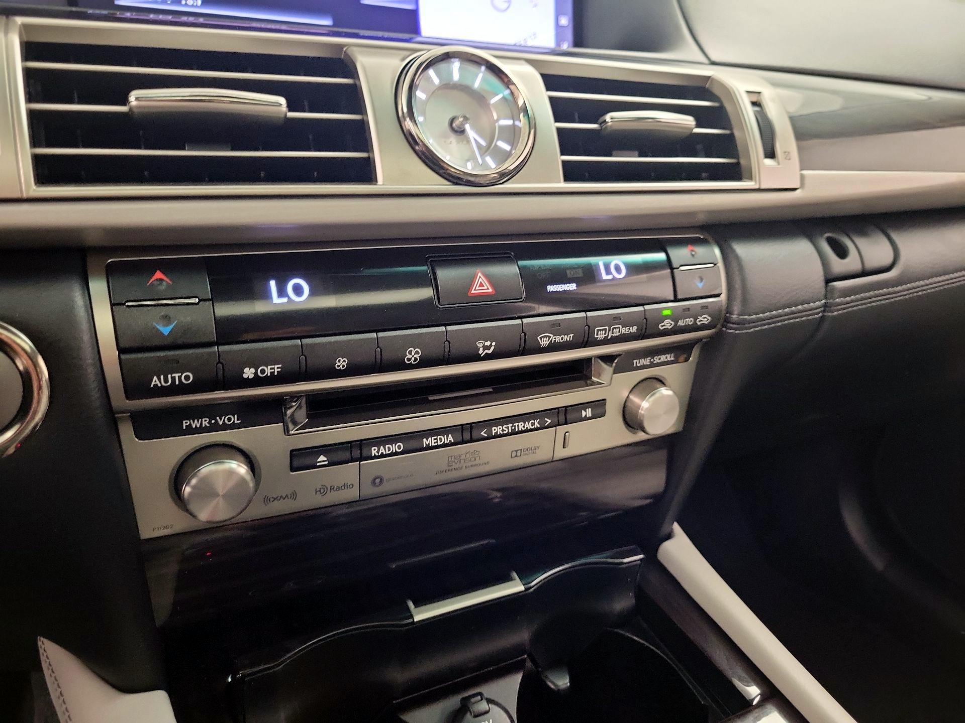 Thumbnail: 2016 Lexus LS - 17