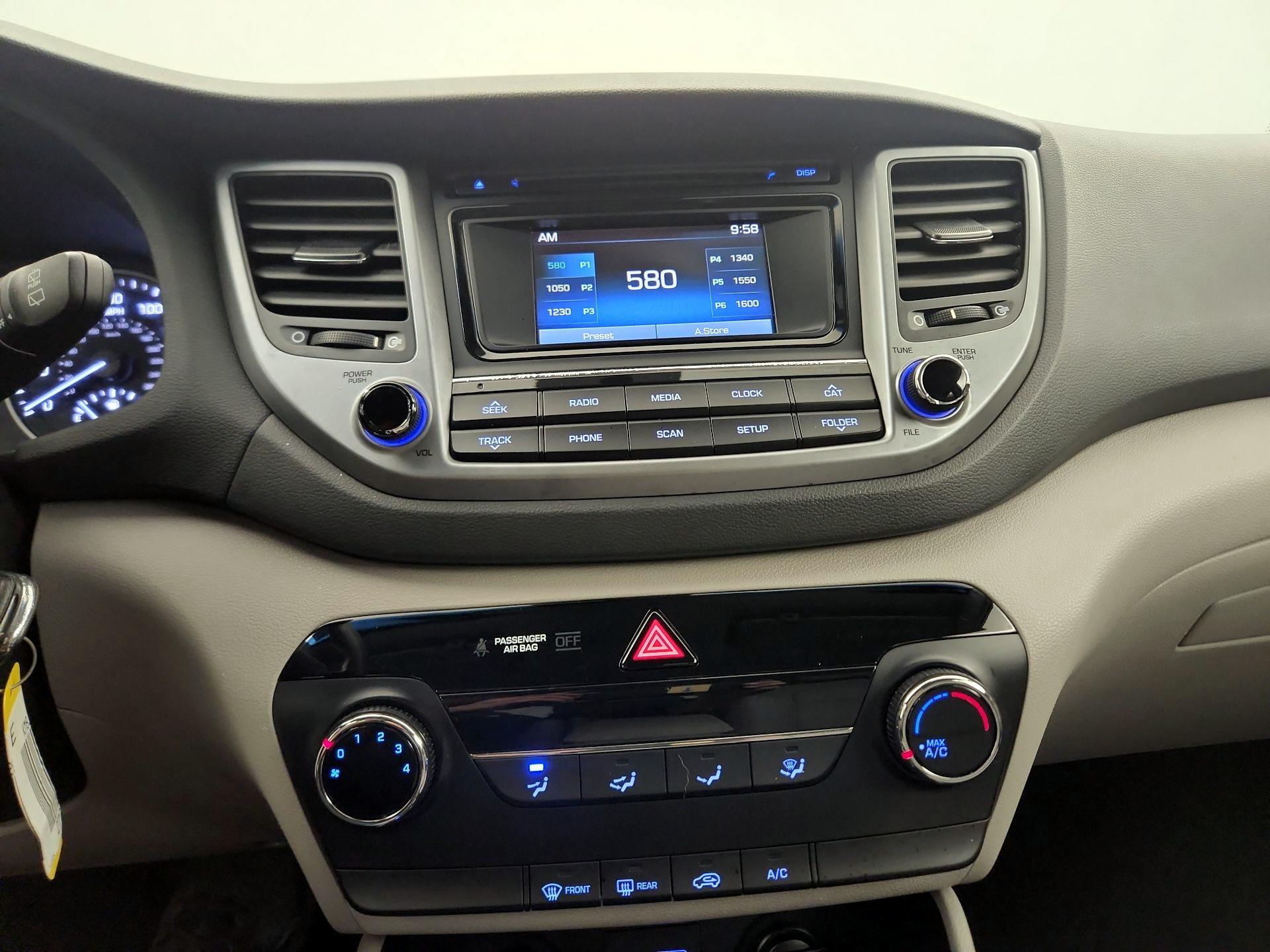 Thumbnail: 2017 Hyundai Tucson - 14