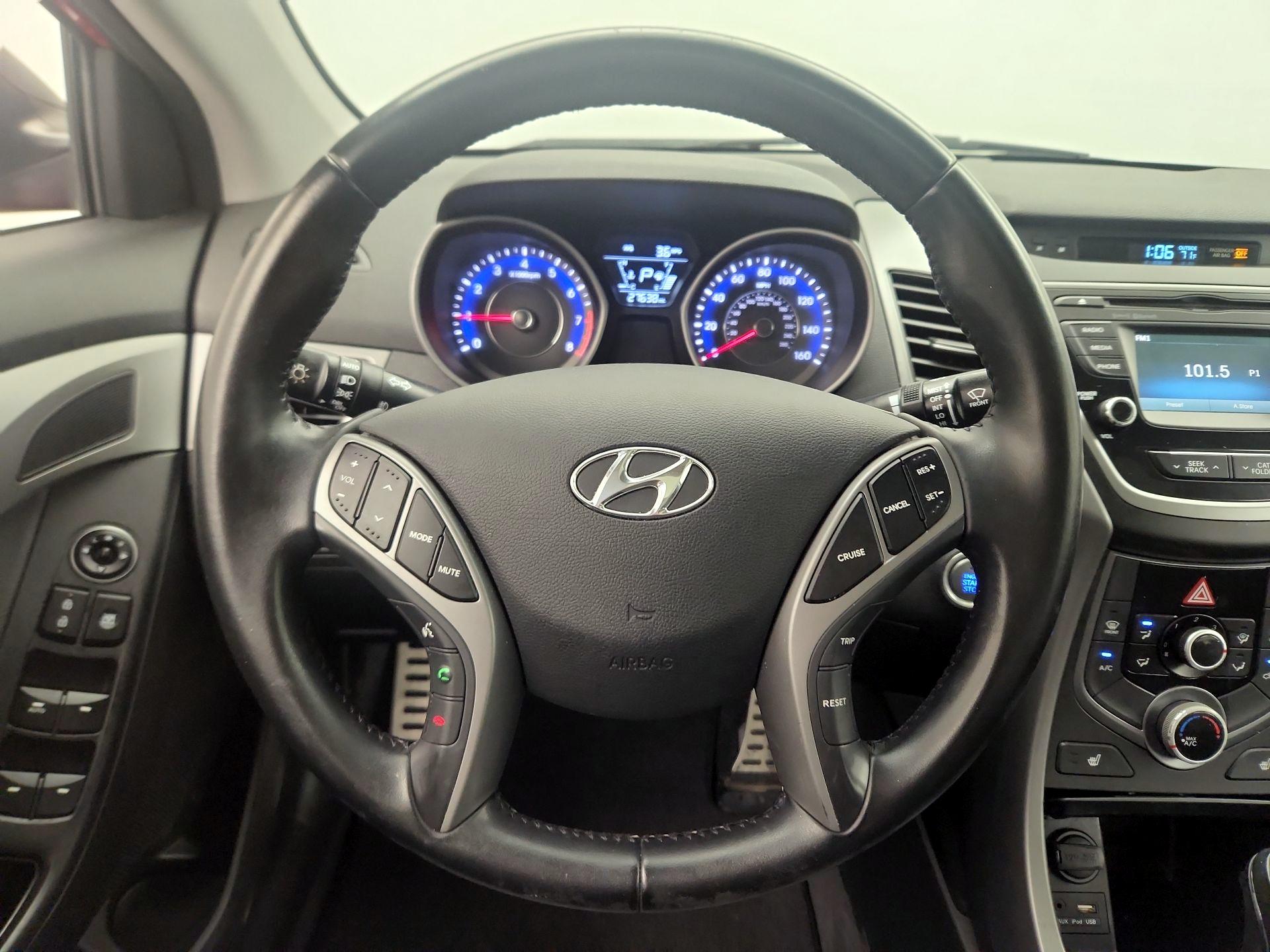 Thumbnail: 2014 Hyundai Elantra - 10