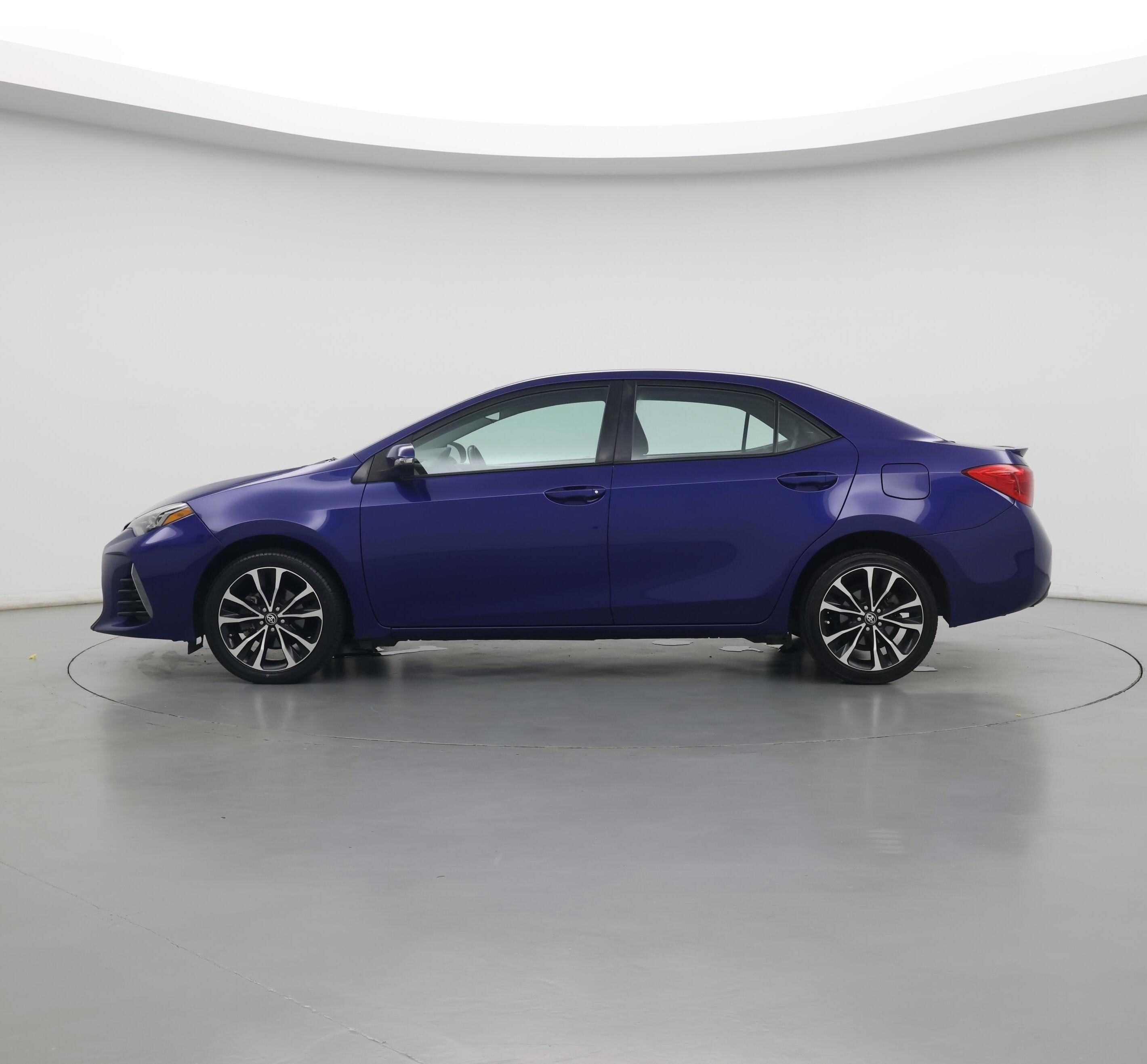 Thumbnail: 2018 Toyota Corolla - 3
