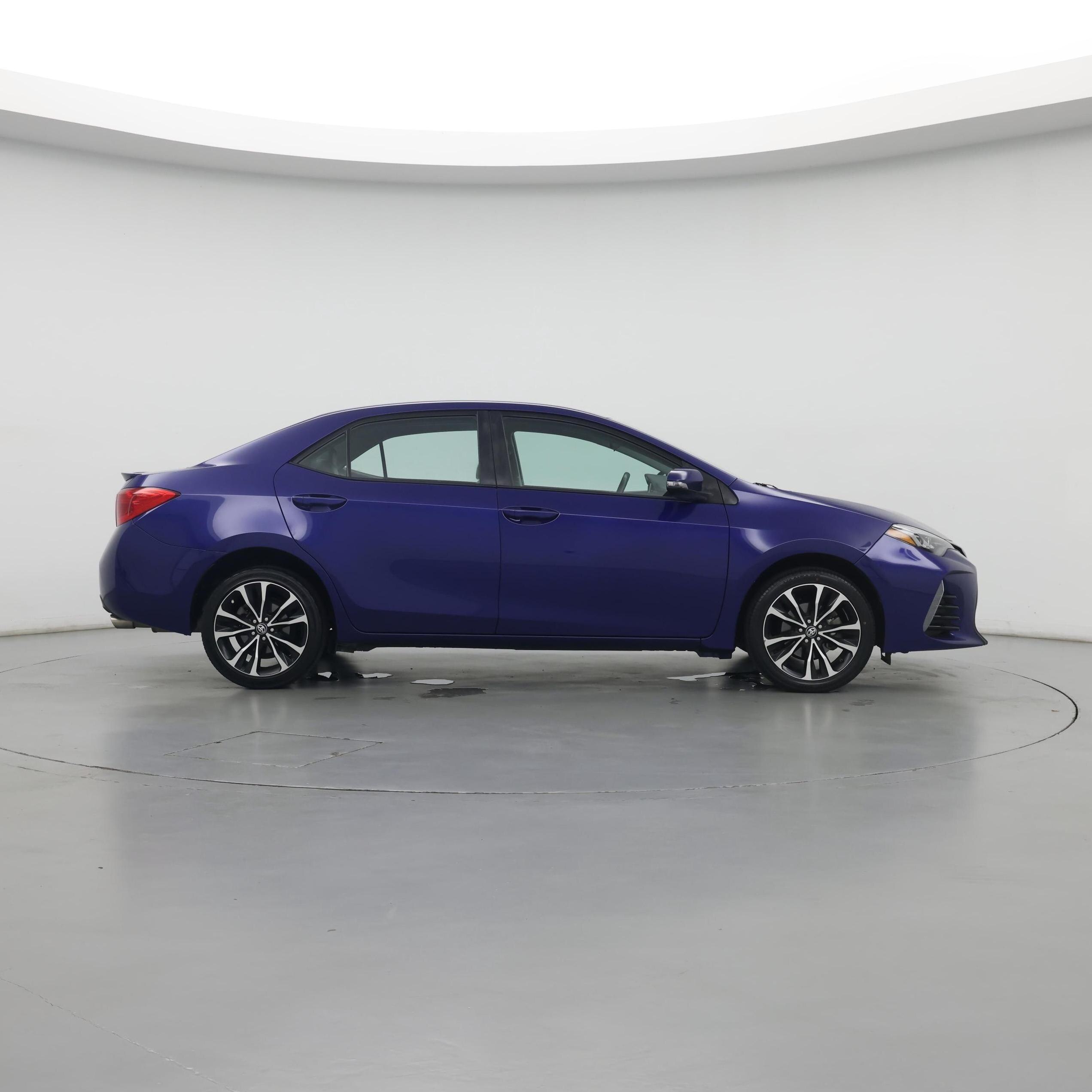Thumbnail: 2018 Toyota Corolla - 7