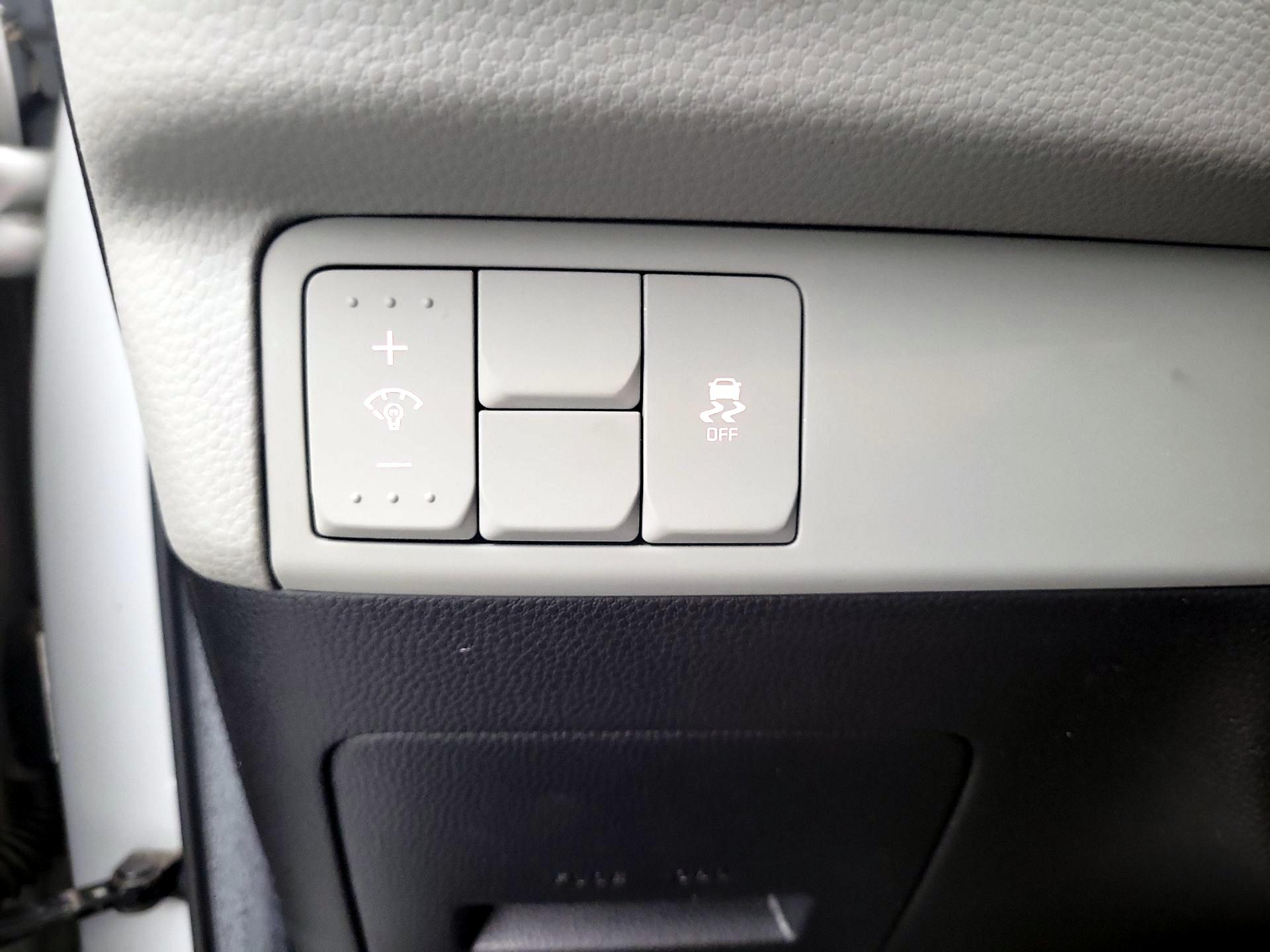 Thumbnail: 2016 Kia Soul - 13