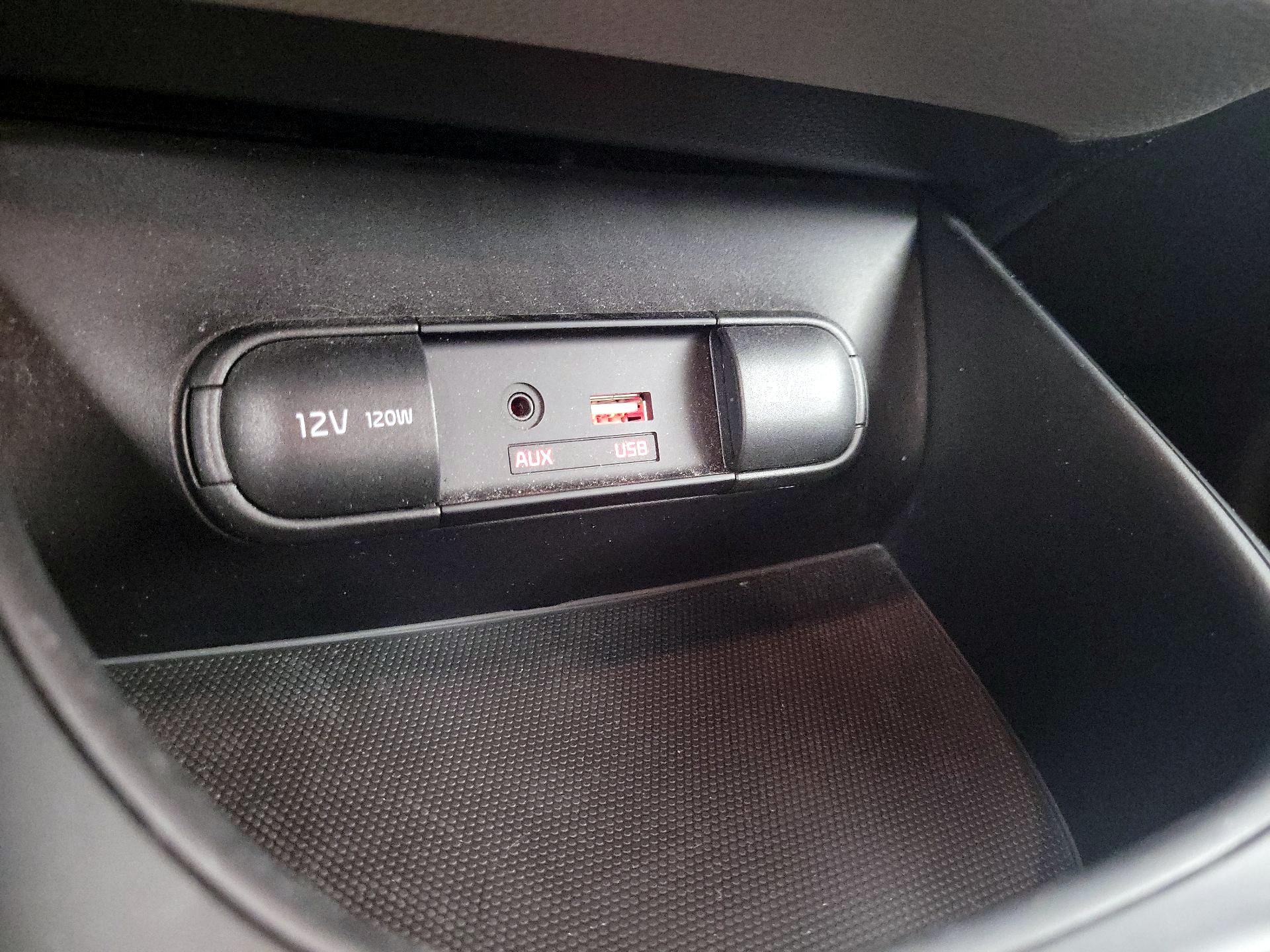 Thumbnail: 2016 Kia Soul - 17