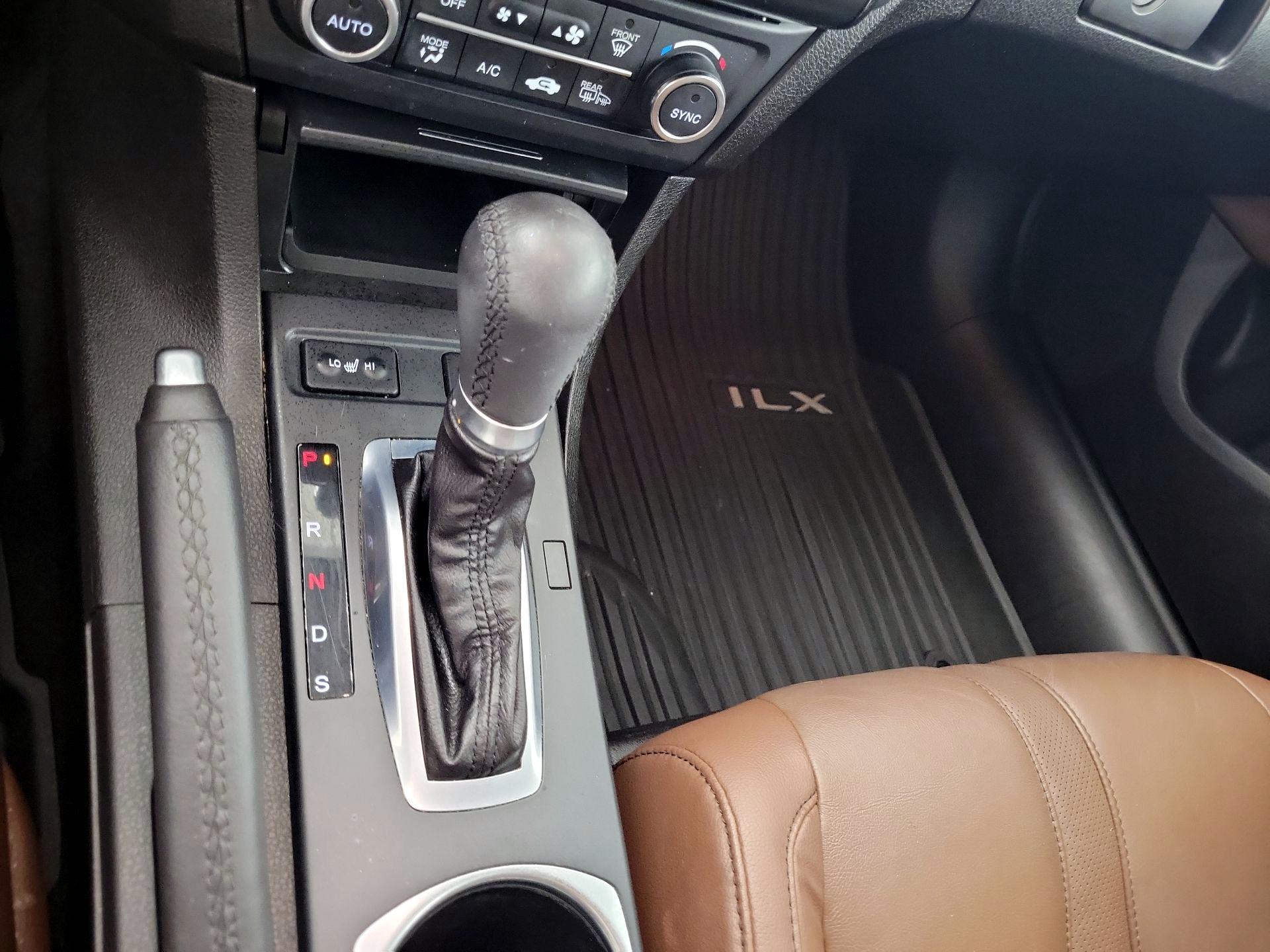 Thumbnail: 2019 Acura ILX - 15