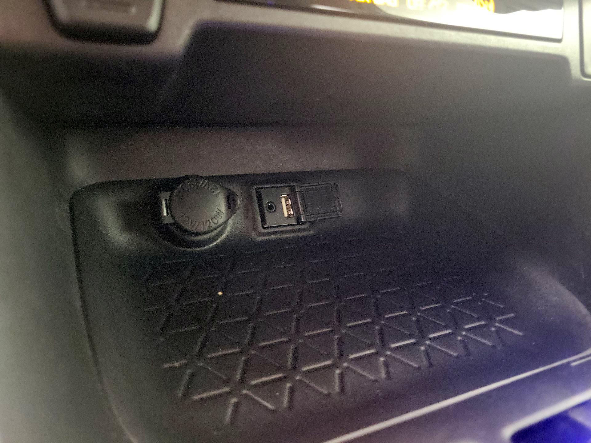 Thumbnail: 2019 Toyota RAV4 - 18