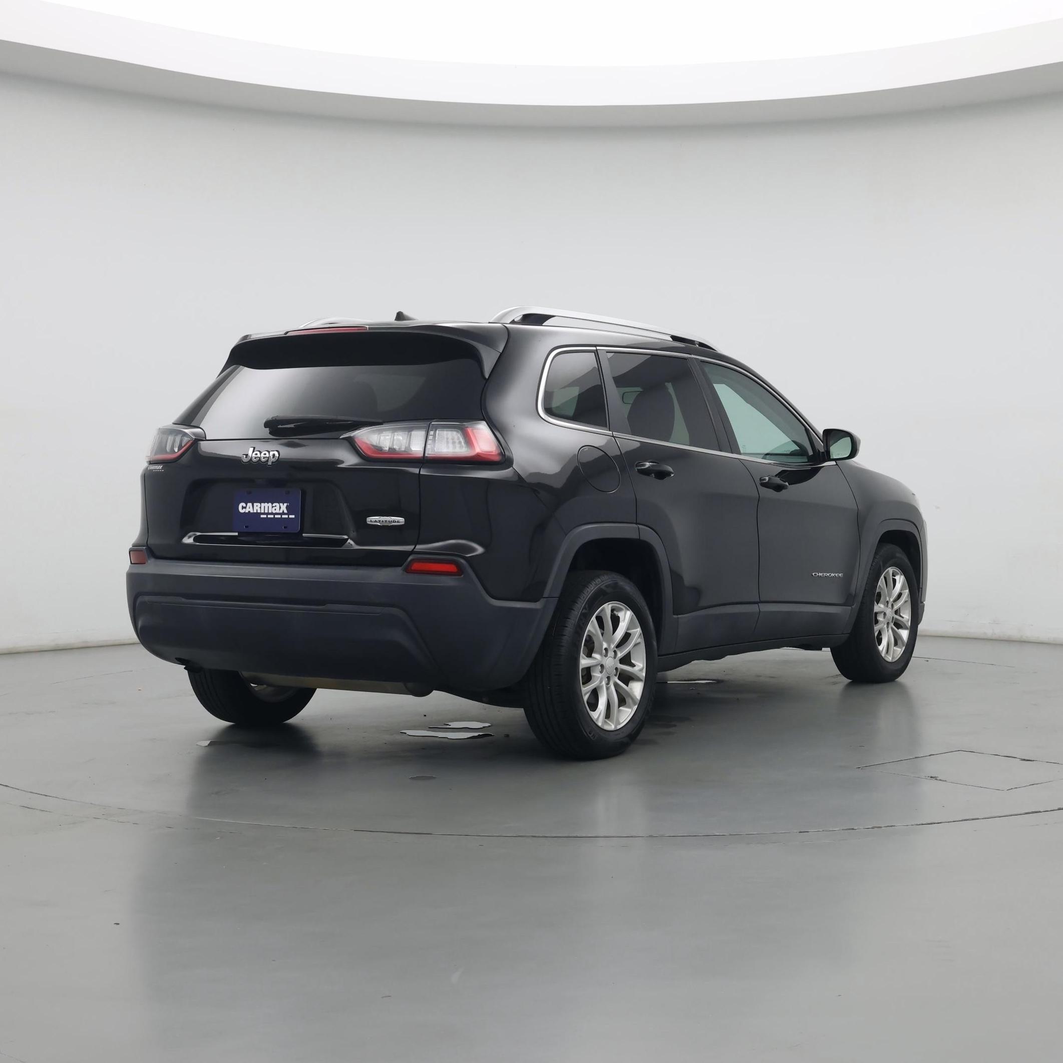 Thumbnail: 2019 Jeep Cherokee - 8