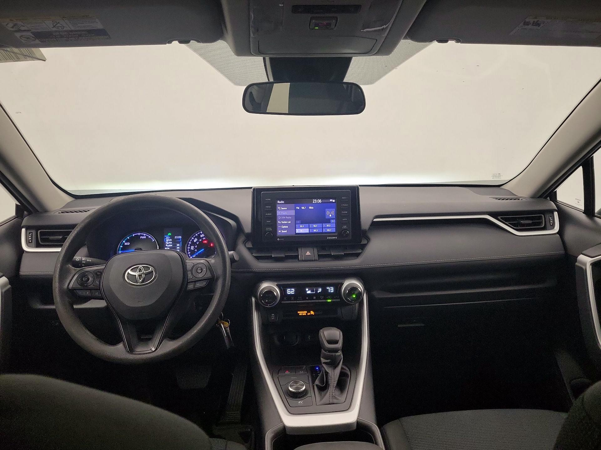 Thumbnail: 2022 Toyota RAV4 - 9