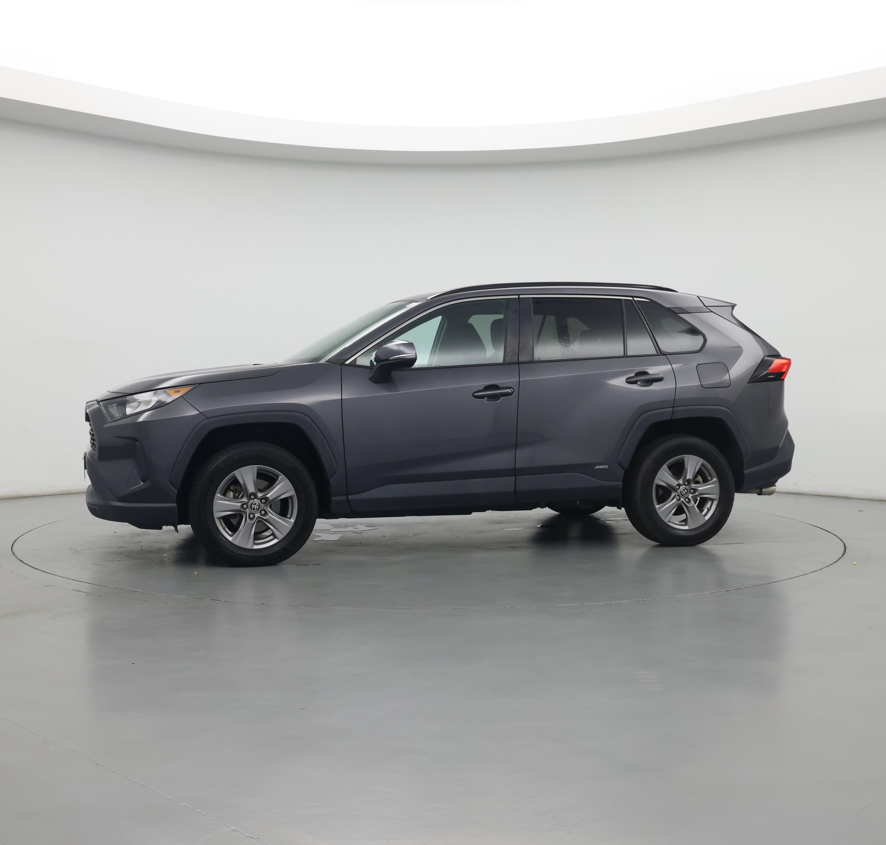 Thumbnail: 2022 Toyota RAV4 - 4