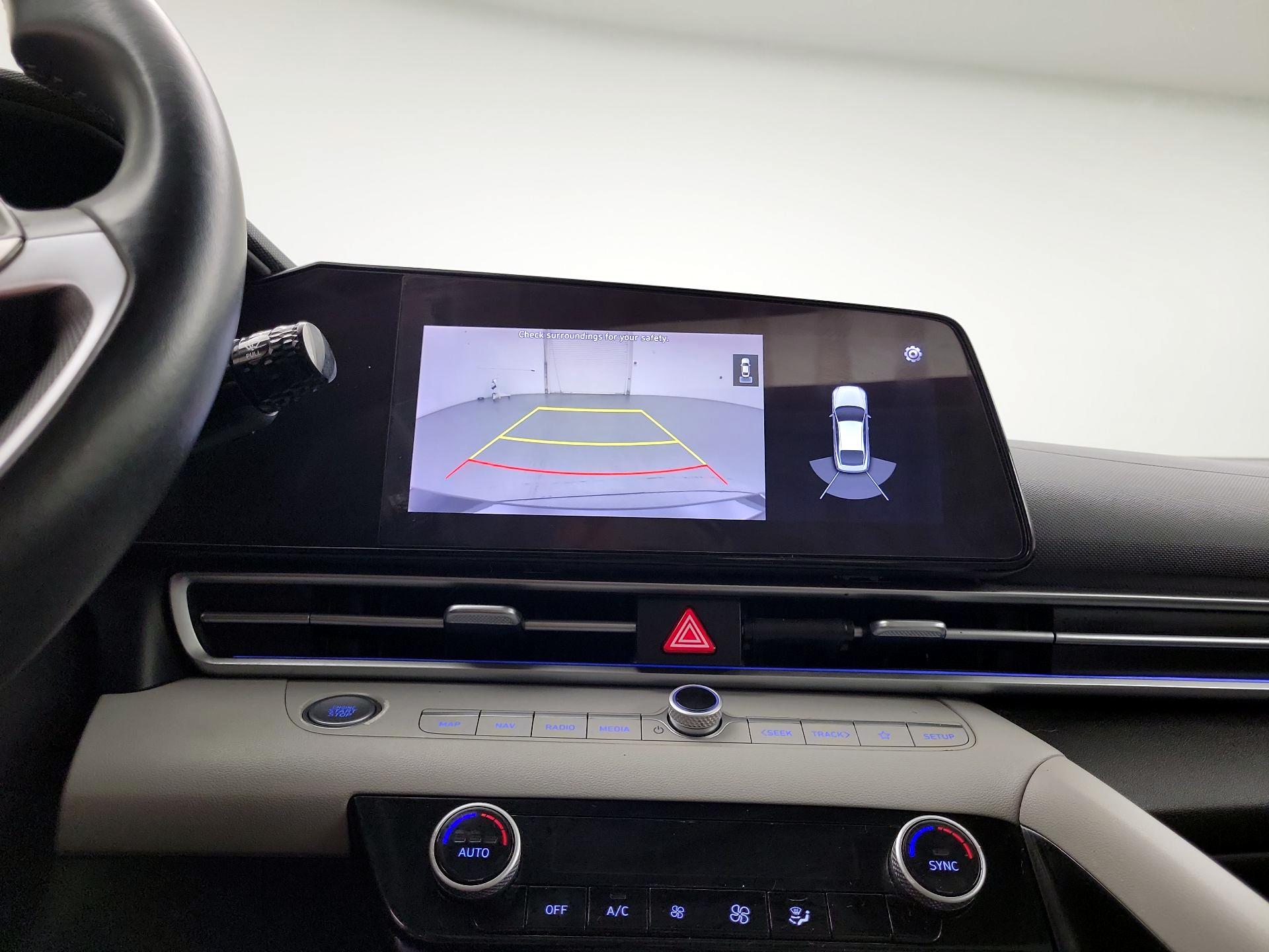 Thumbnail: 2021 Hyundai Elantra - 15