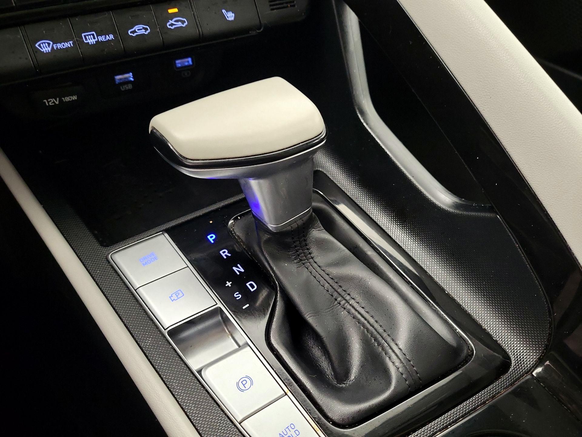 Thumbnail: 2021 Hyundai Elantra - 18