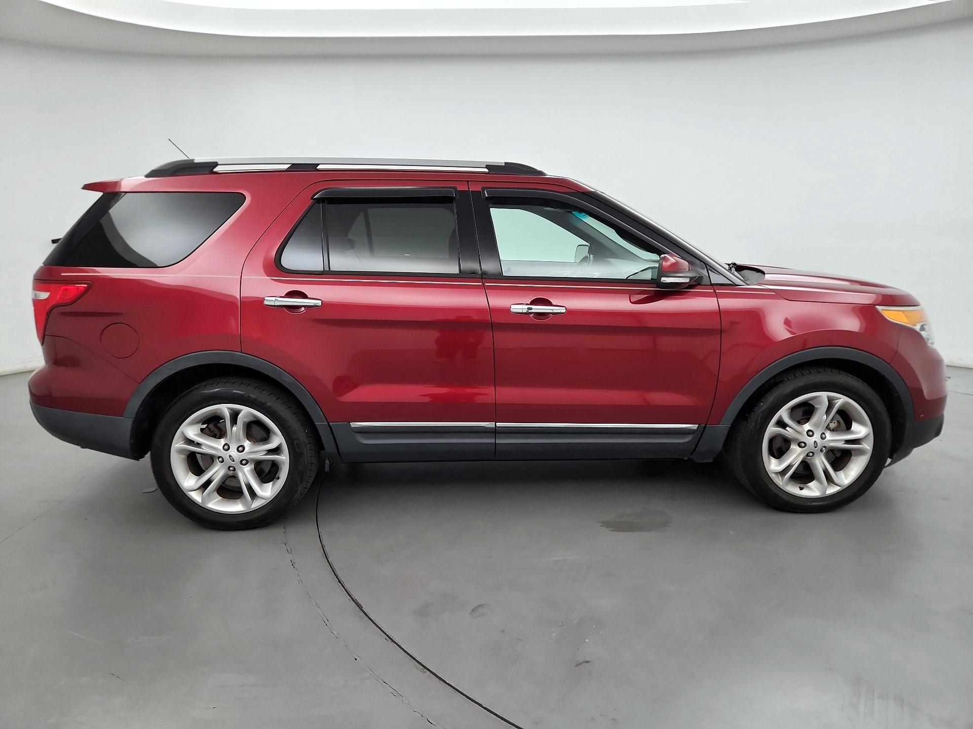 Thumbnail: 2015 Ford Explorer - 4