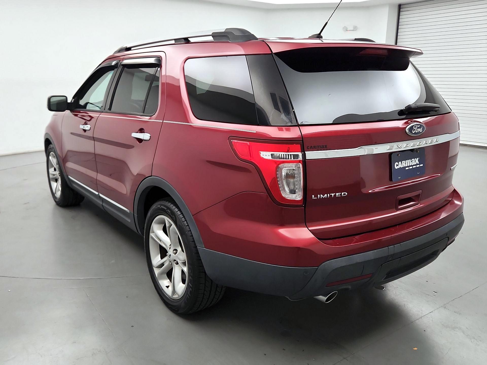 Thumbnail: 2015 Ford Explorer - 7
