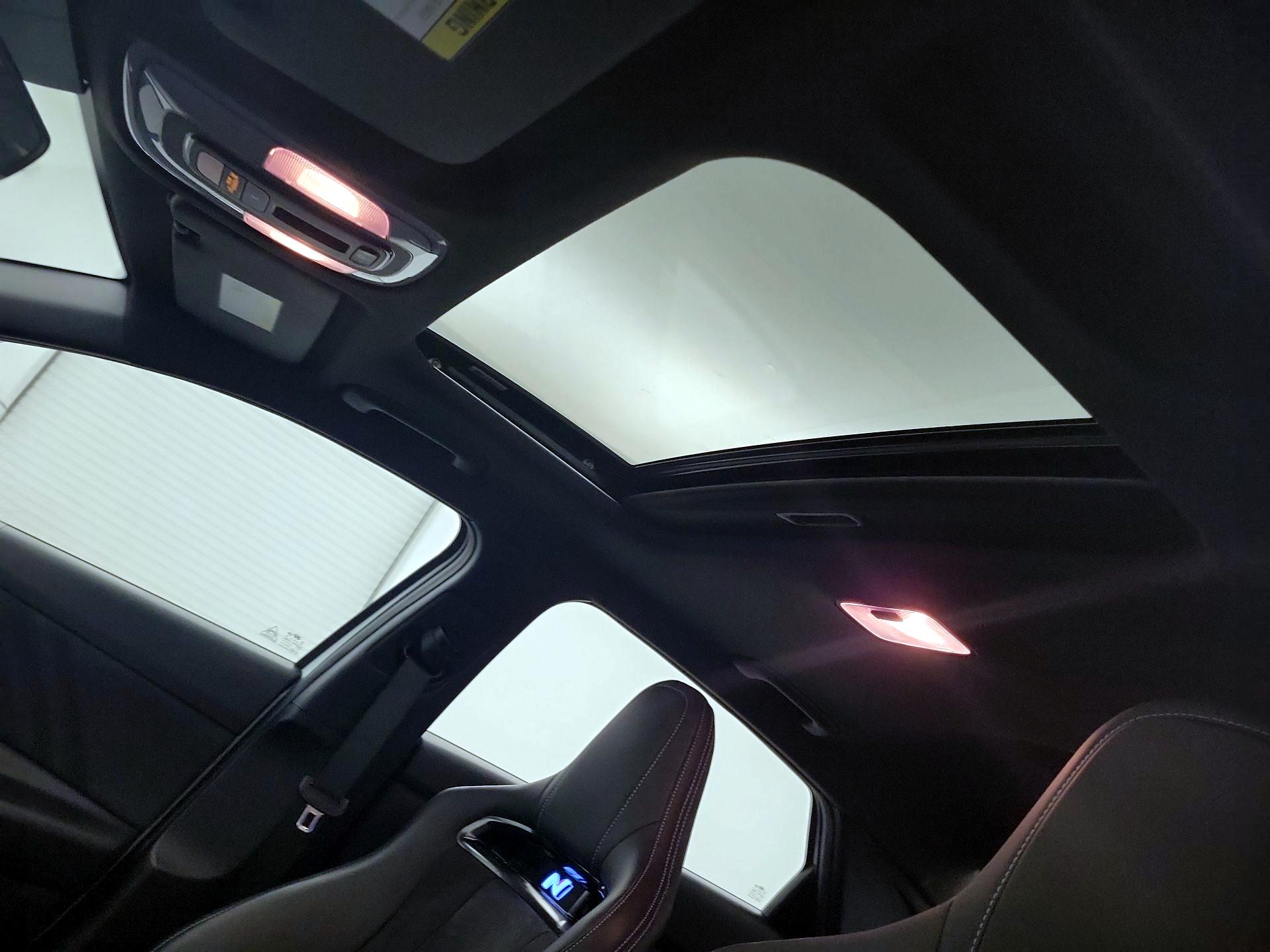 Thumbnail: 2023 Hyundai Elantra - 20