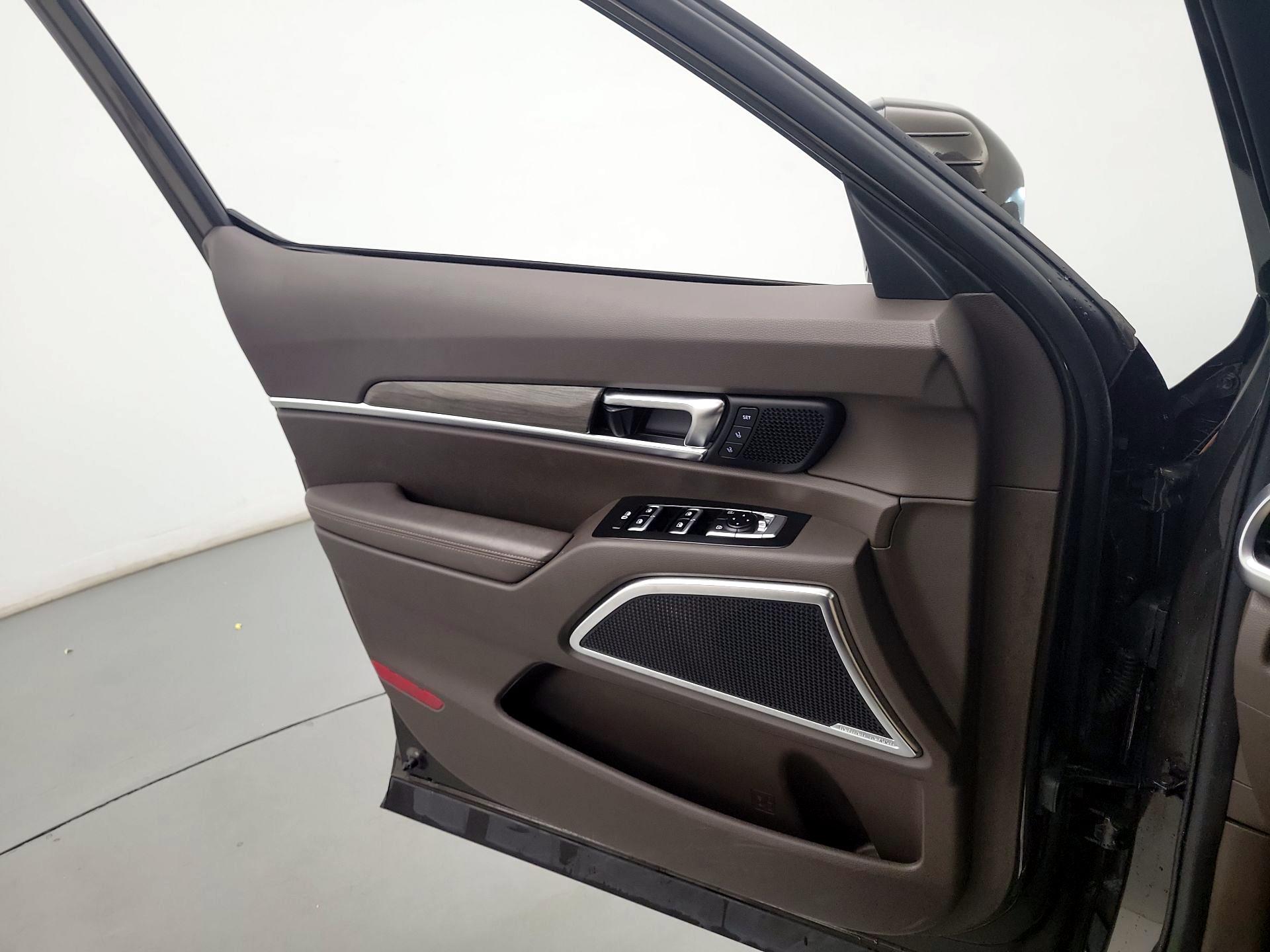 Thumbnail: 2021 Kia Telluride - 12