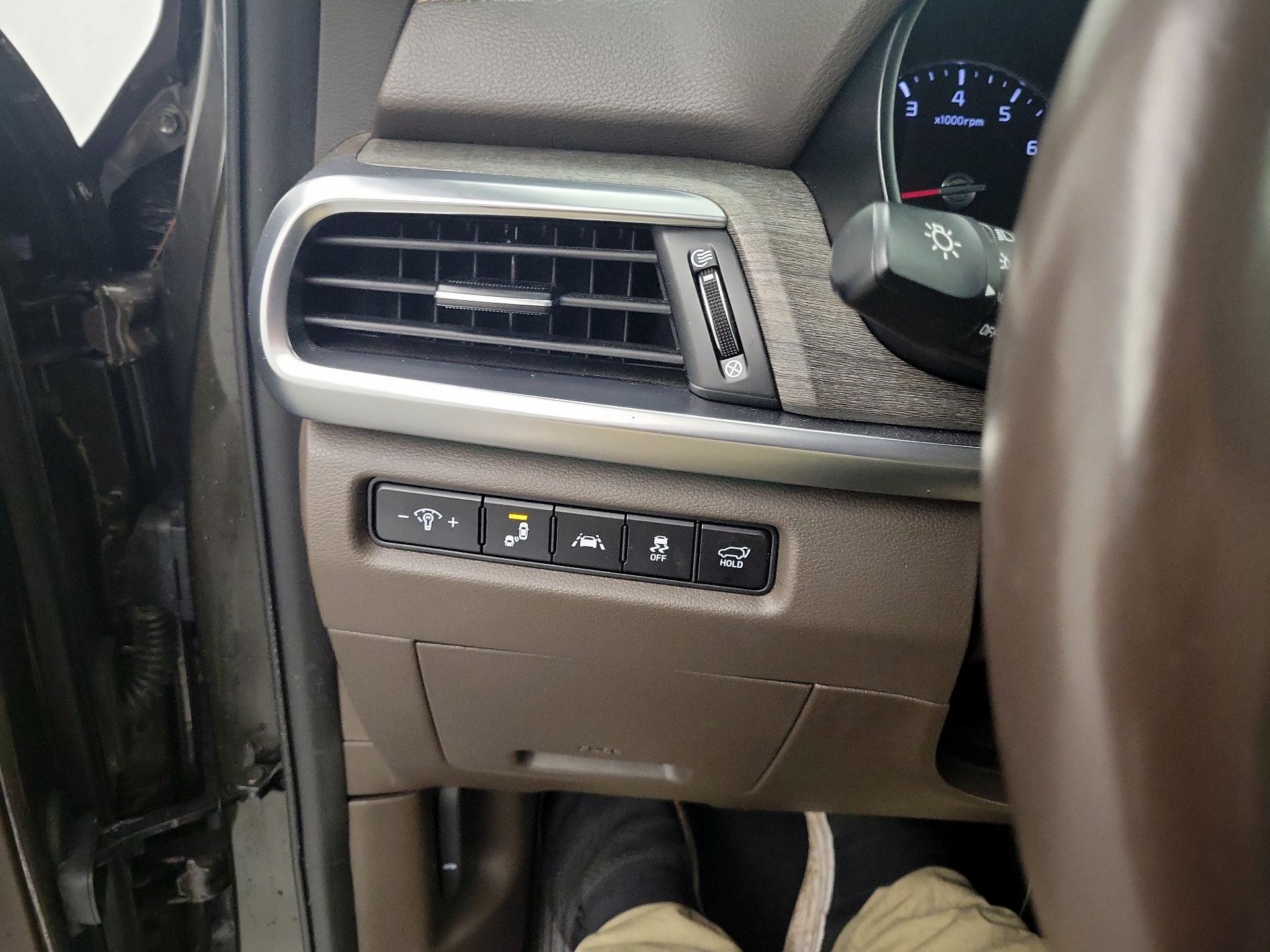 Thumbnail: 2021 Kia Telluride - 13